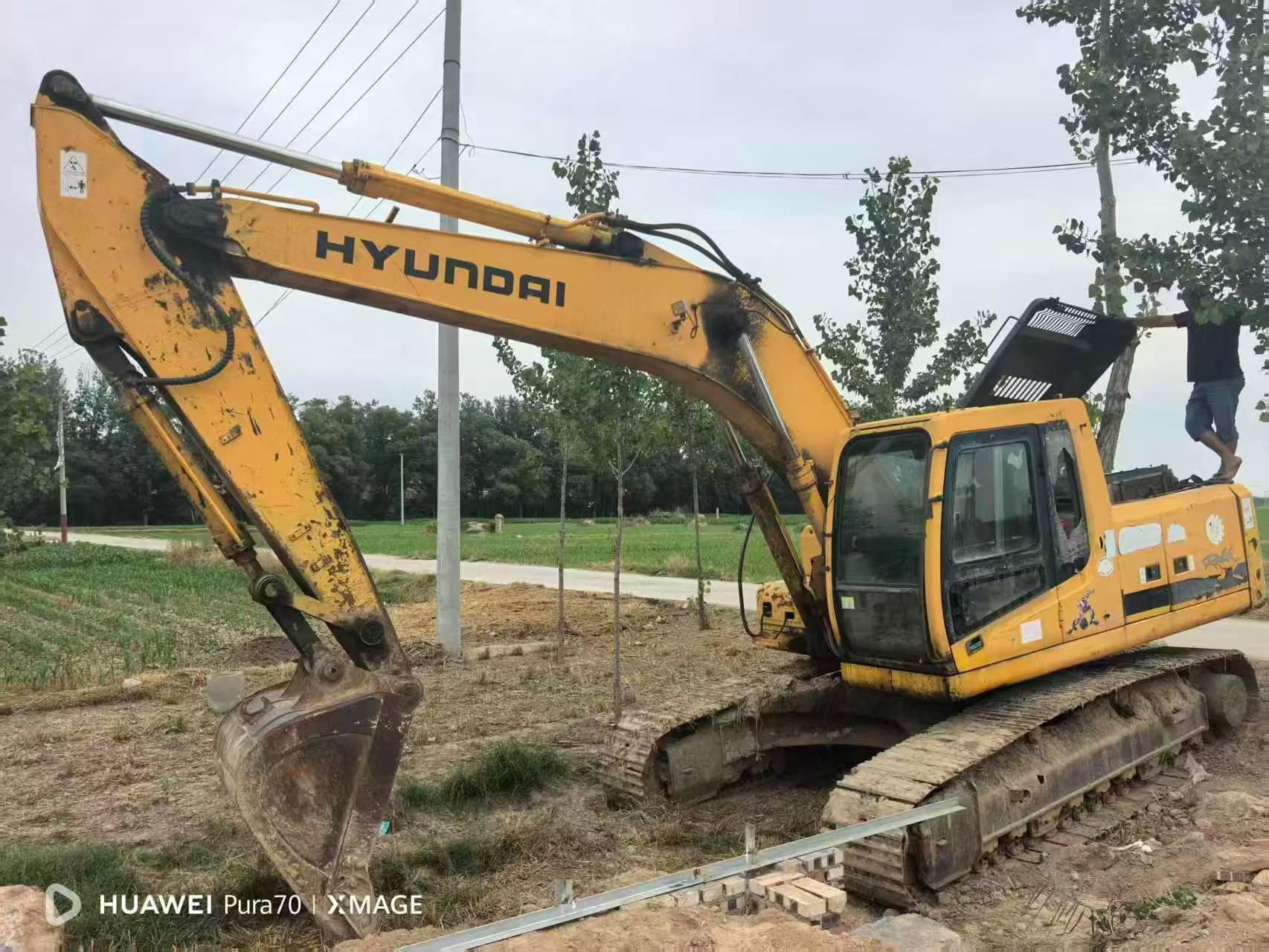 Buy Hyundai R225-7 Used Excavator / 2