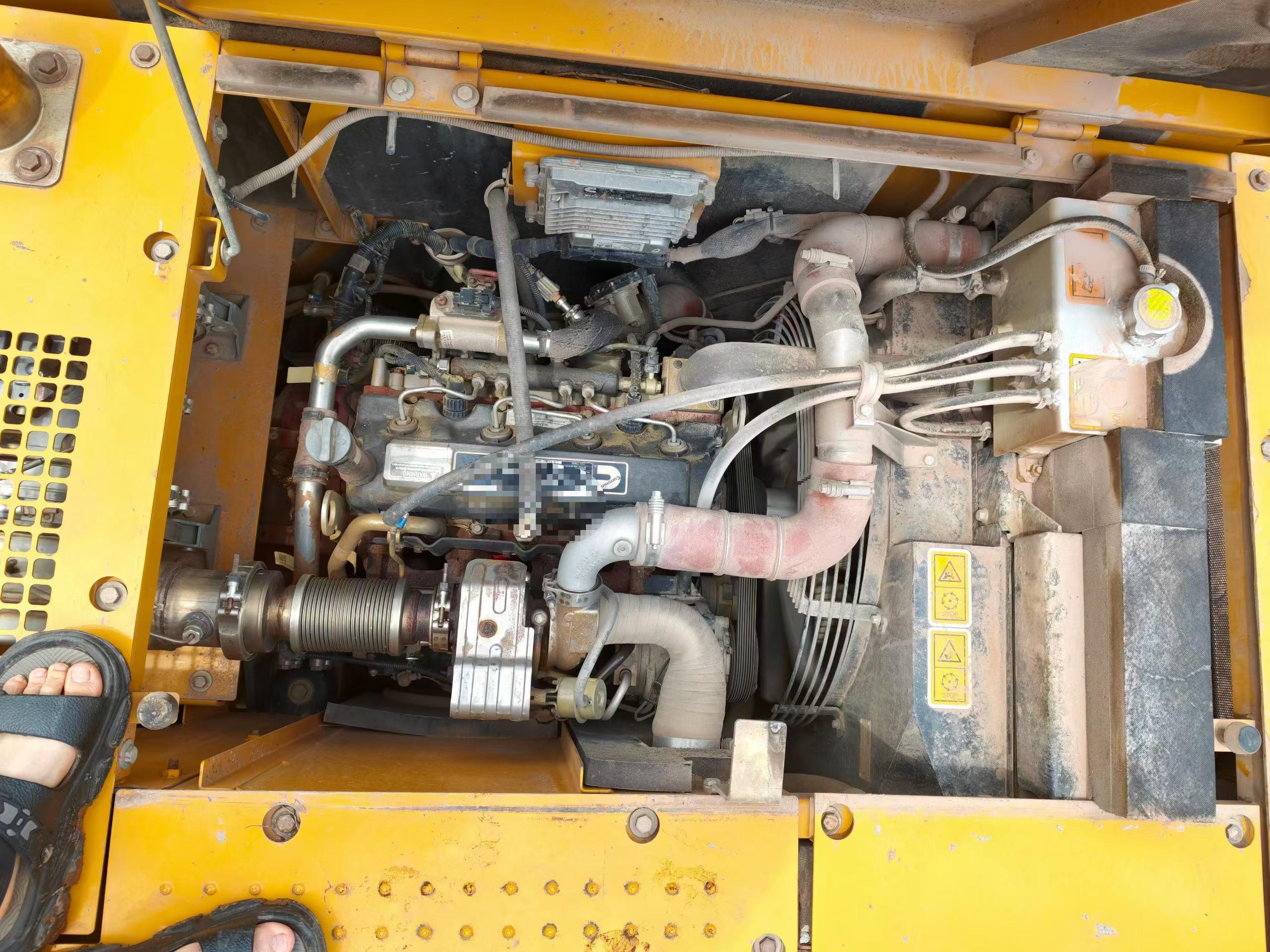 Buy XCMG XE135B Used Excavator / 2