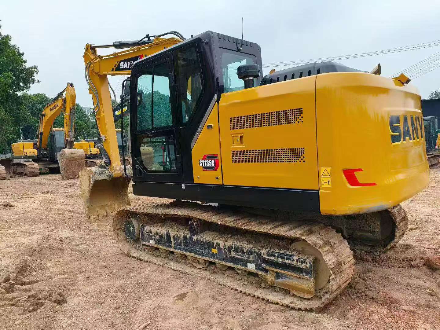Buy Sany SY135 Used Excavator / 2