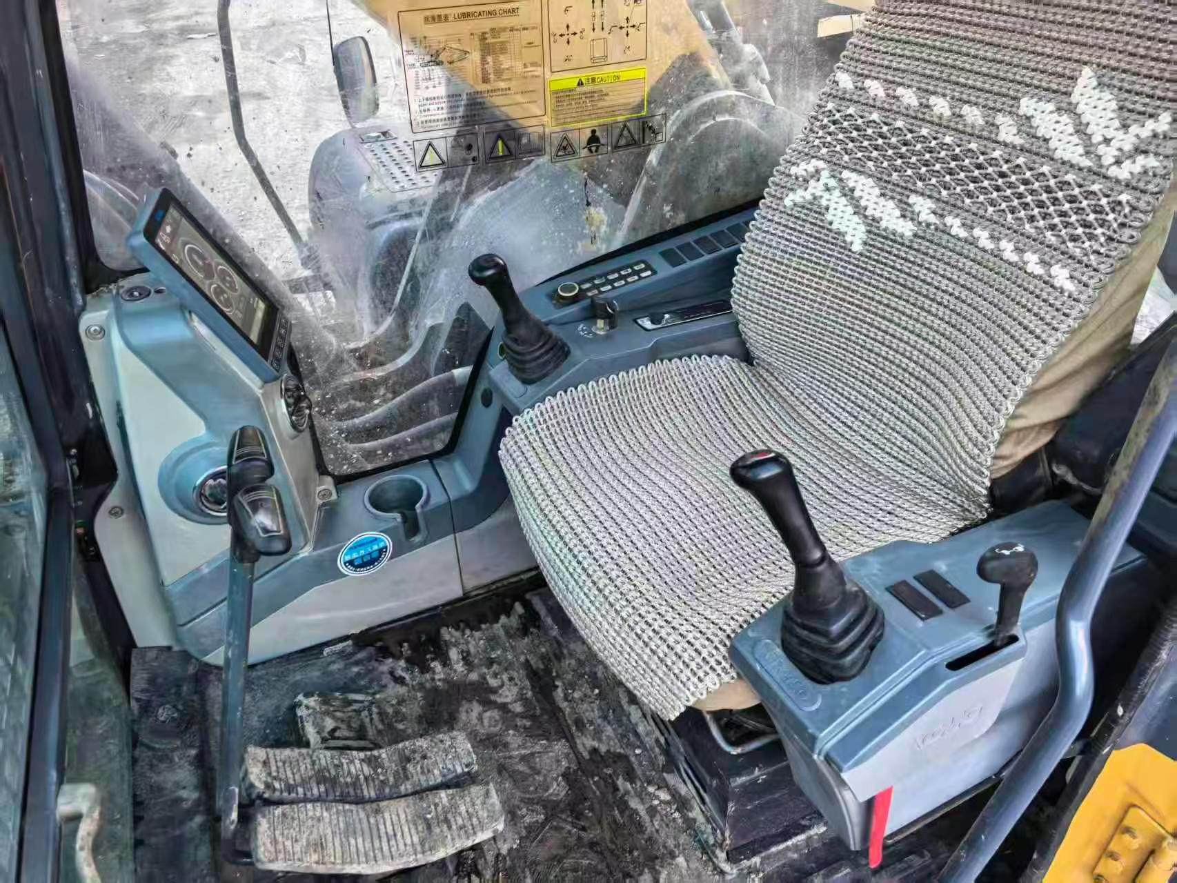Buy XCMG XE370DK Used Excavator / 4