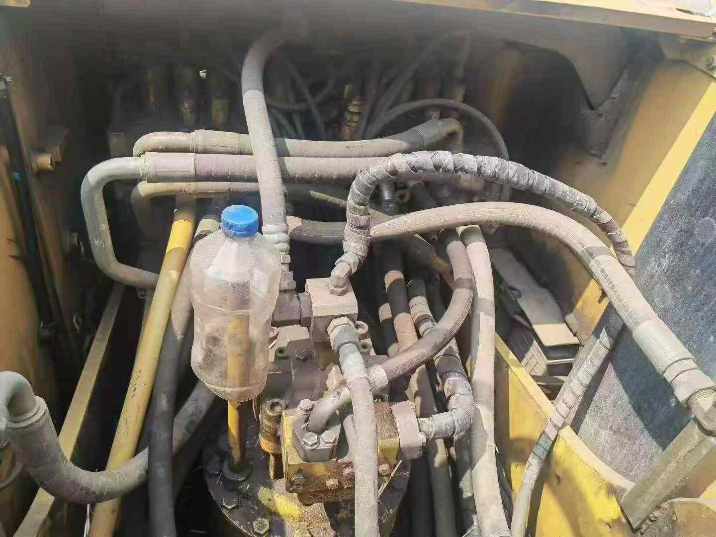 Buy Caterpillar 320A Used Excavator / 8