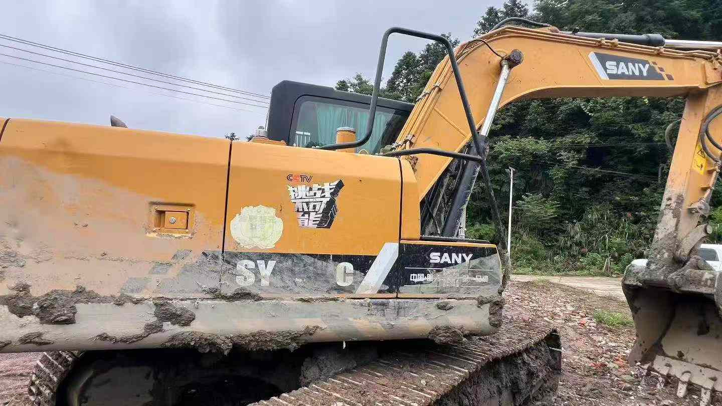 Buy Sany SY135 Used Excavator / 2