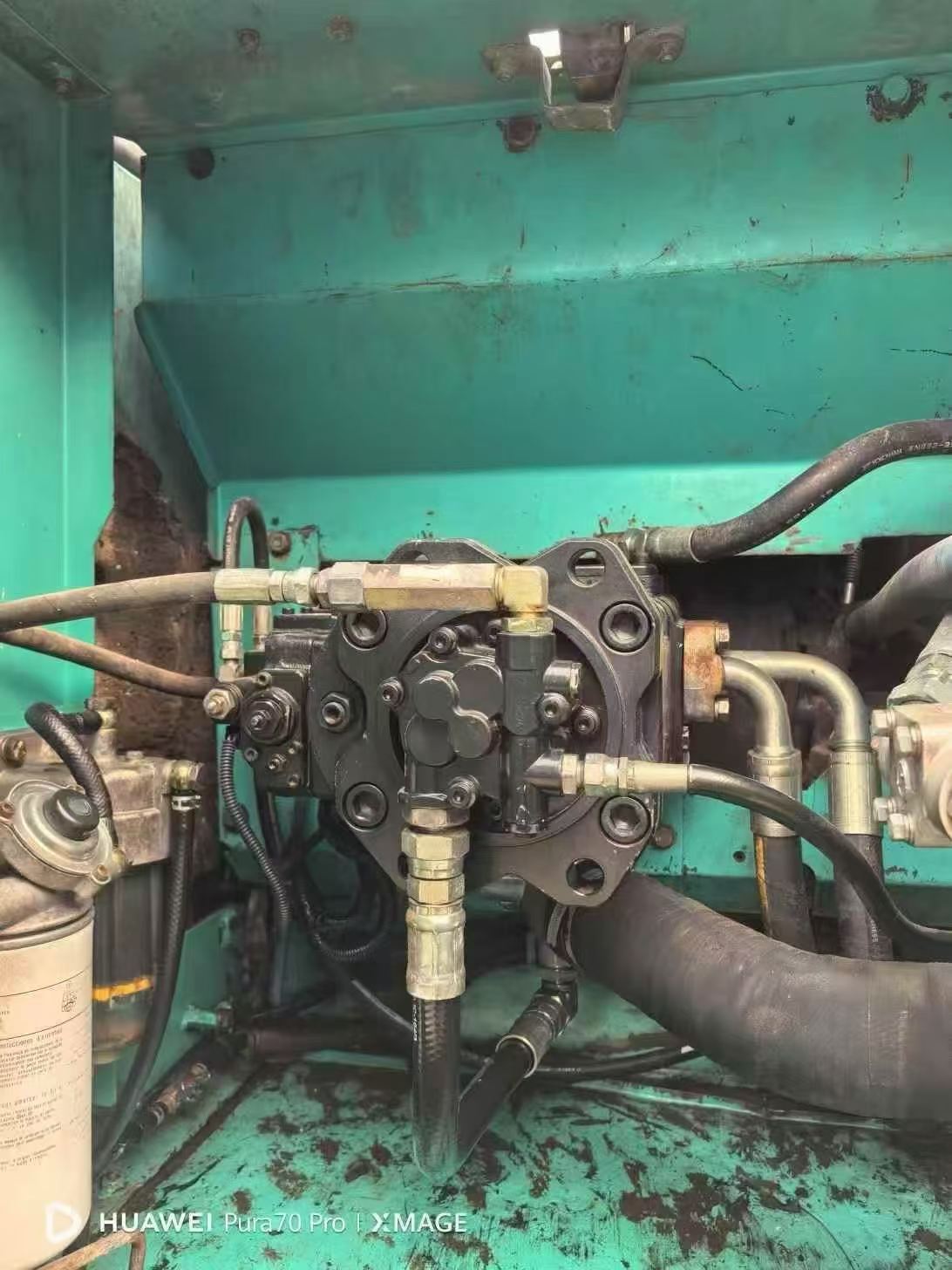 Buy Kobelco SK200-8 Used Excavator / 3