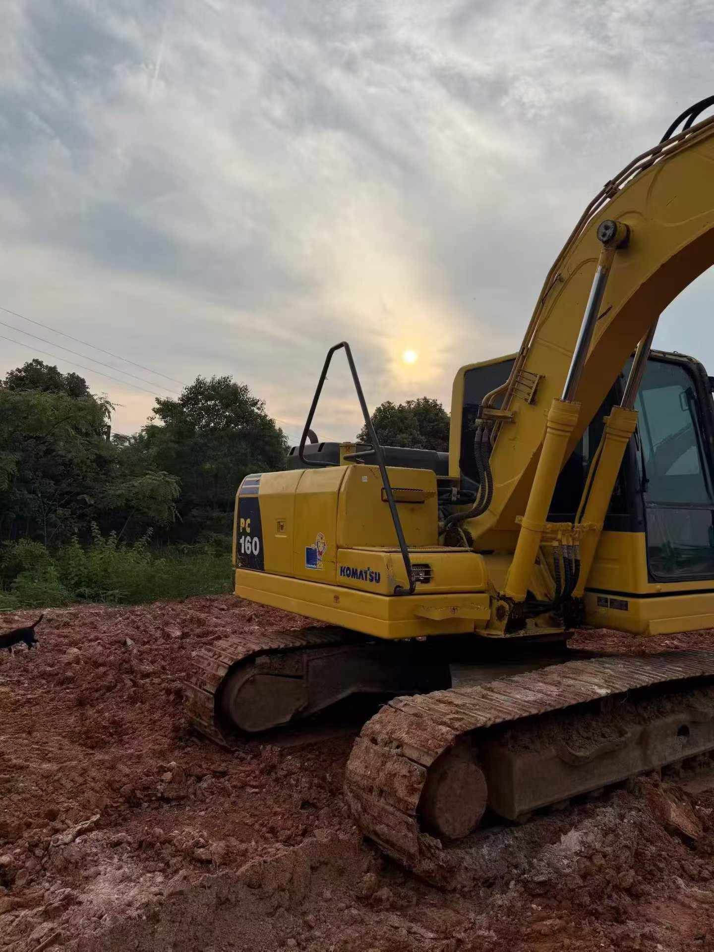 Buy Komatsu PC130-8 Used Excavator / 4