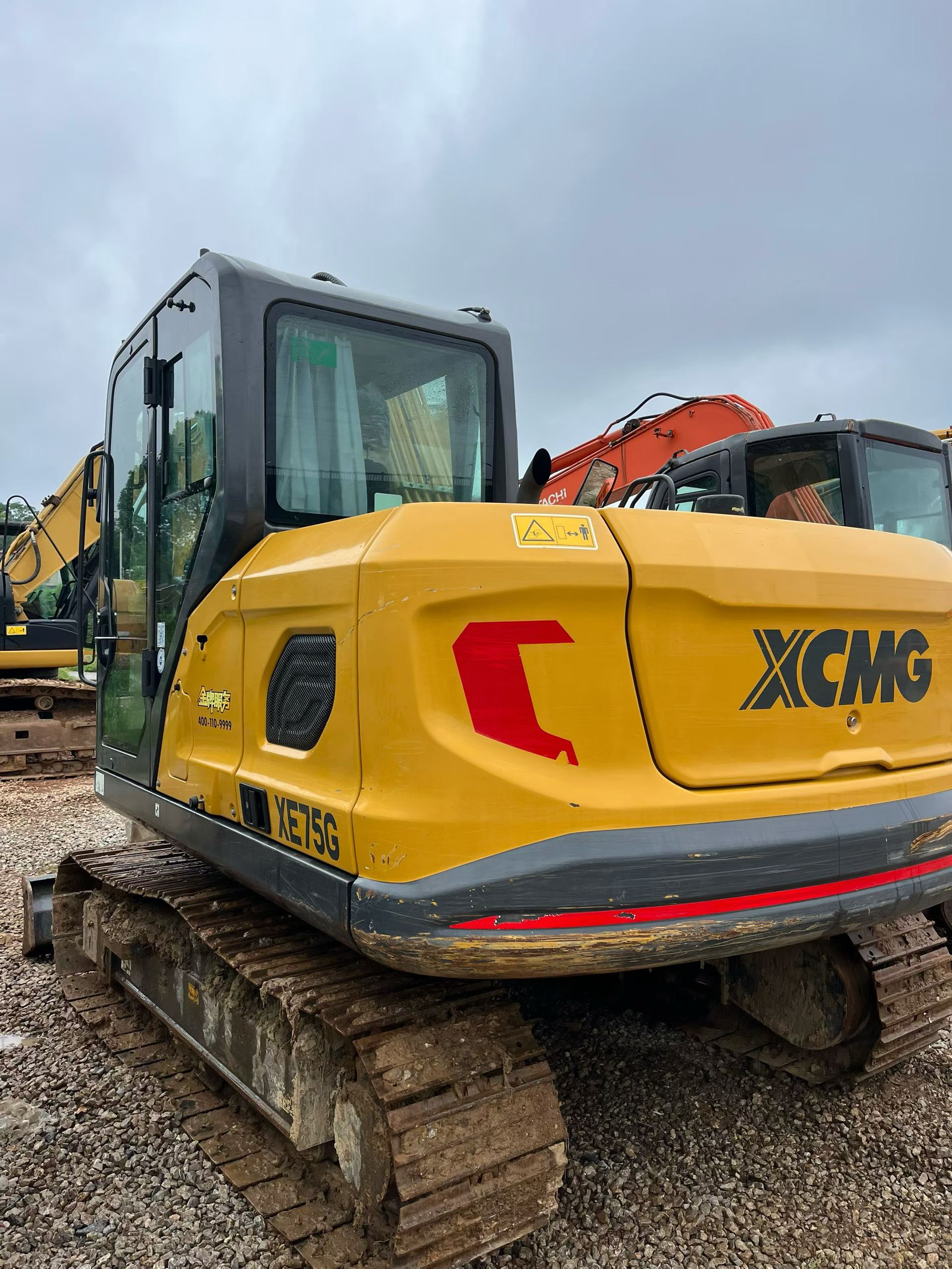 Buy XCMG XE75C Used Excavator / 6