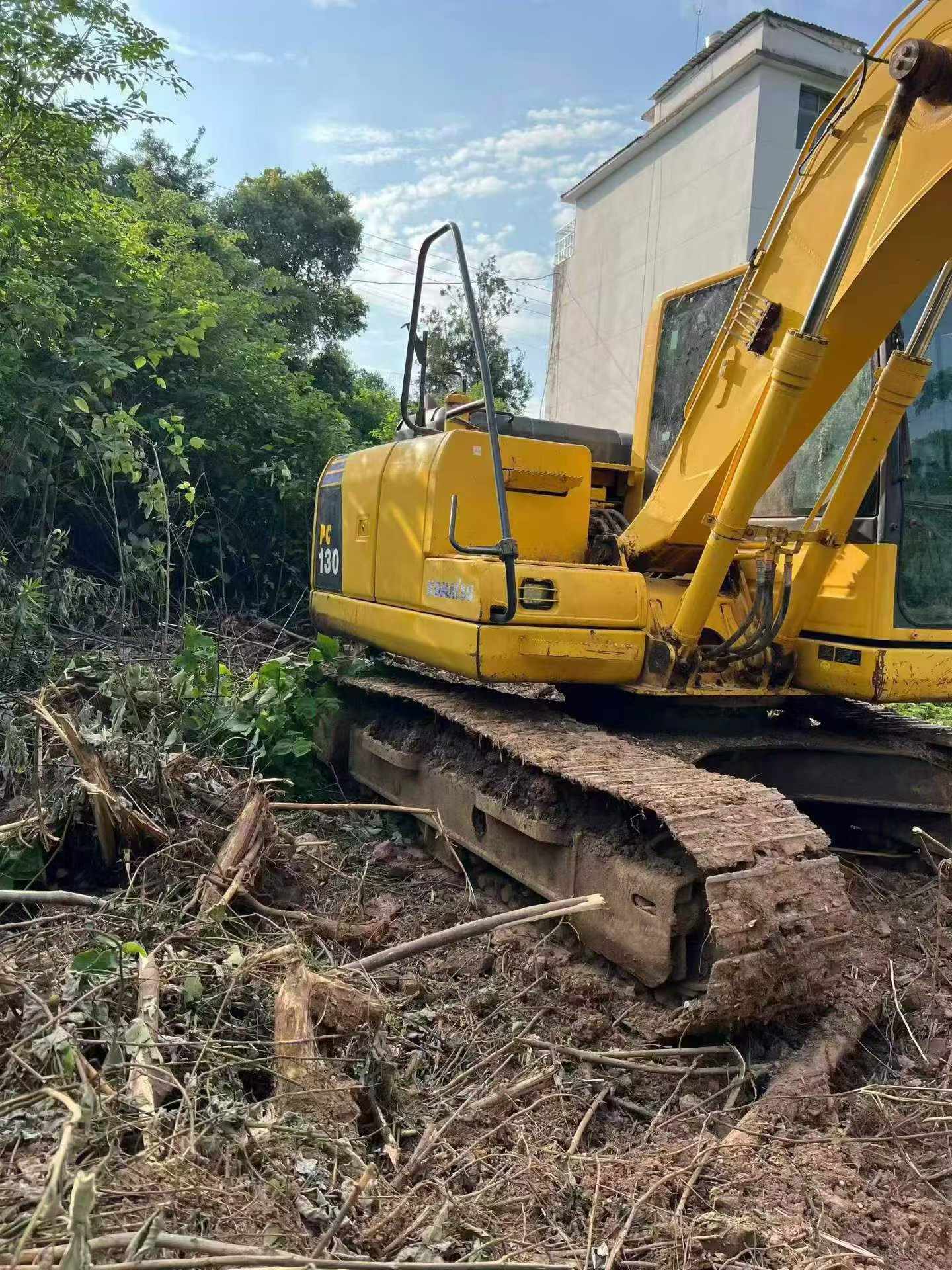 Buy Komatsu PC110-7 Used Excavator / 3