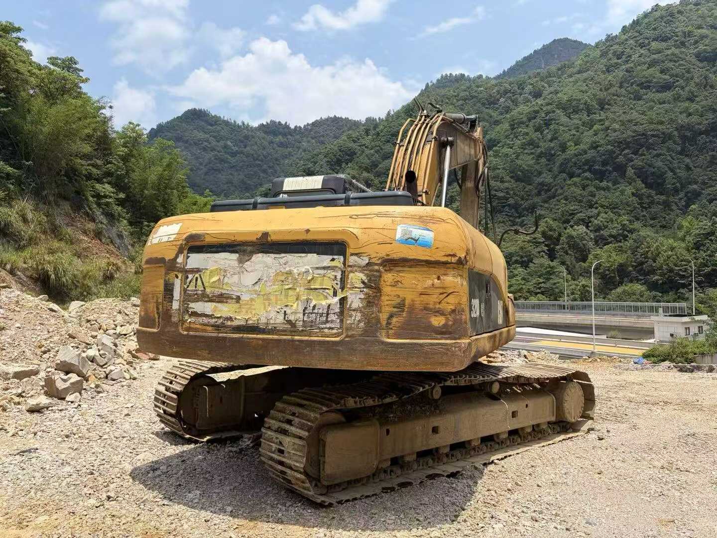 Buy Caterpillar 320A Used Excavator / 3