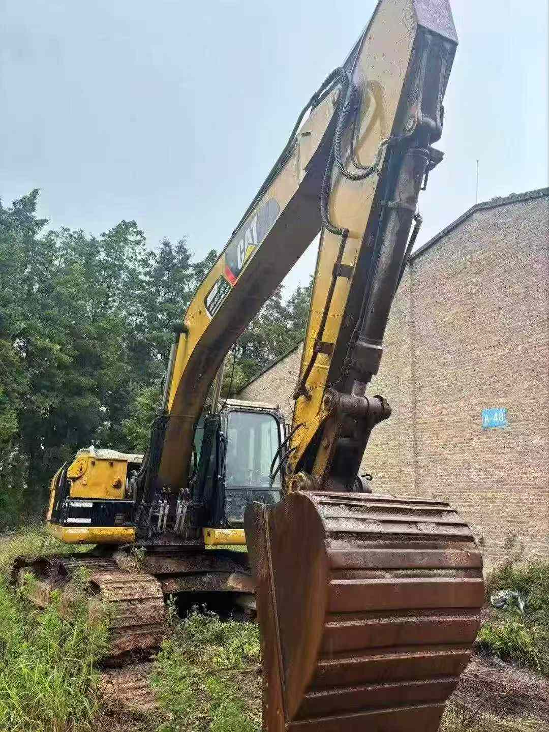 Buy Caterpillar 320D Used Excavator / 4