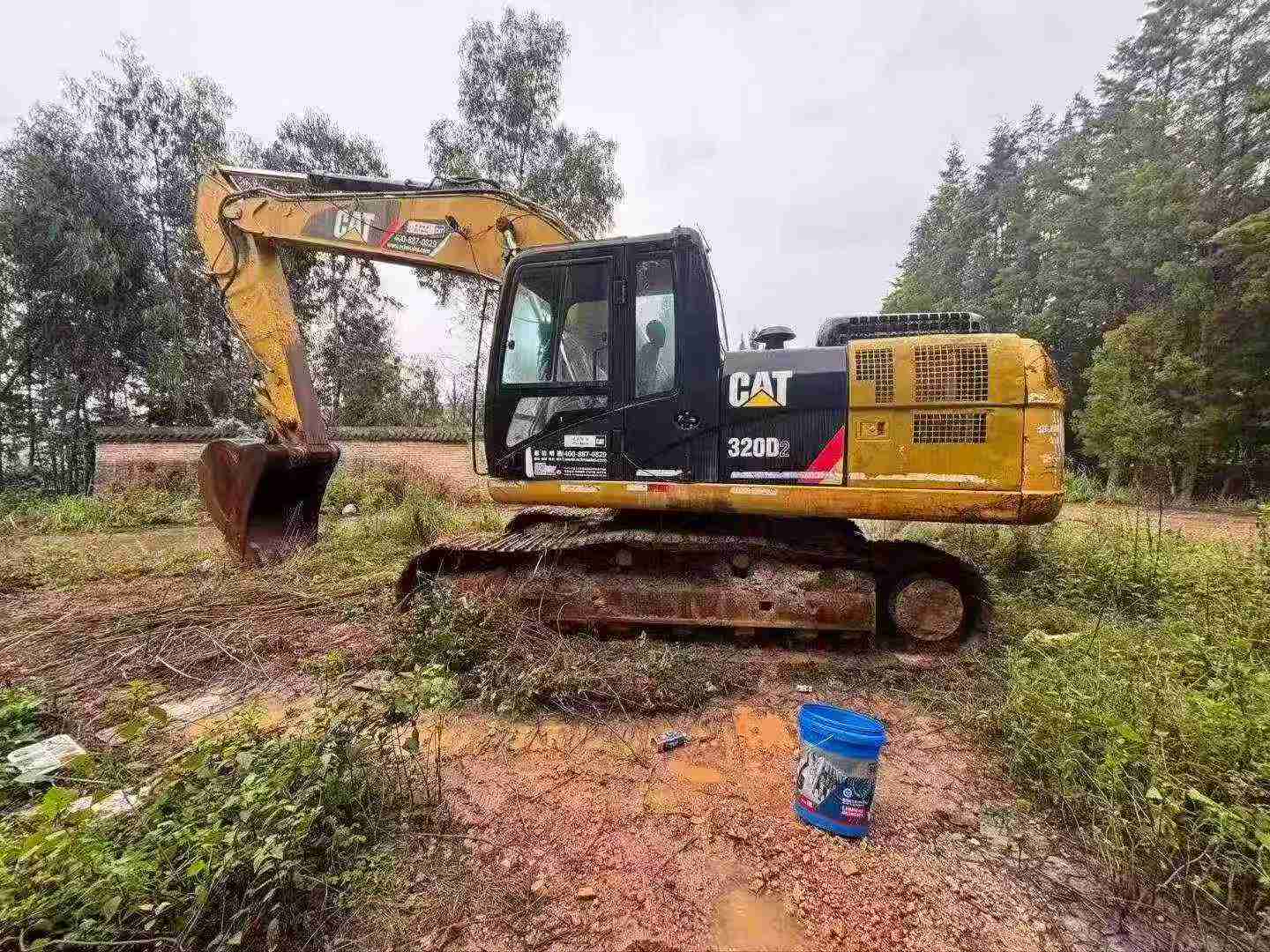 Buy Caterpillar 320D Used Excavator / 2