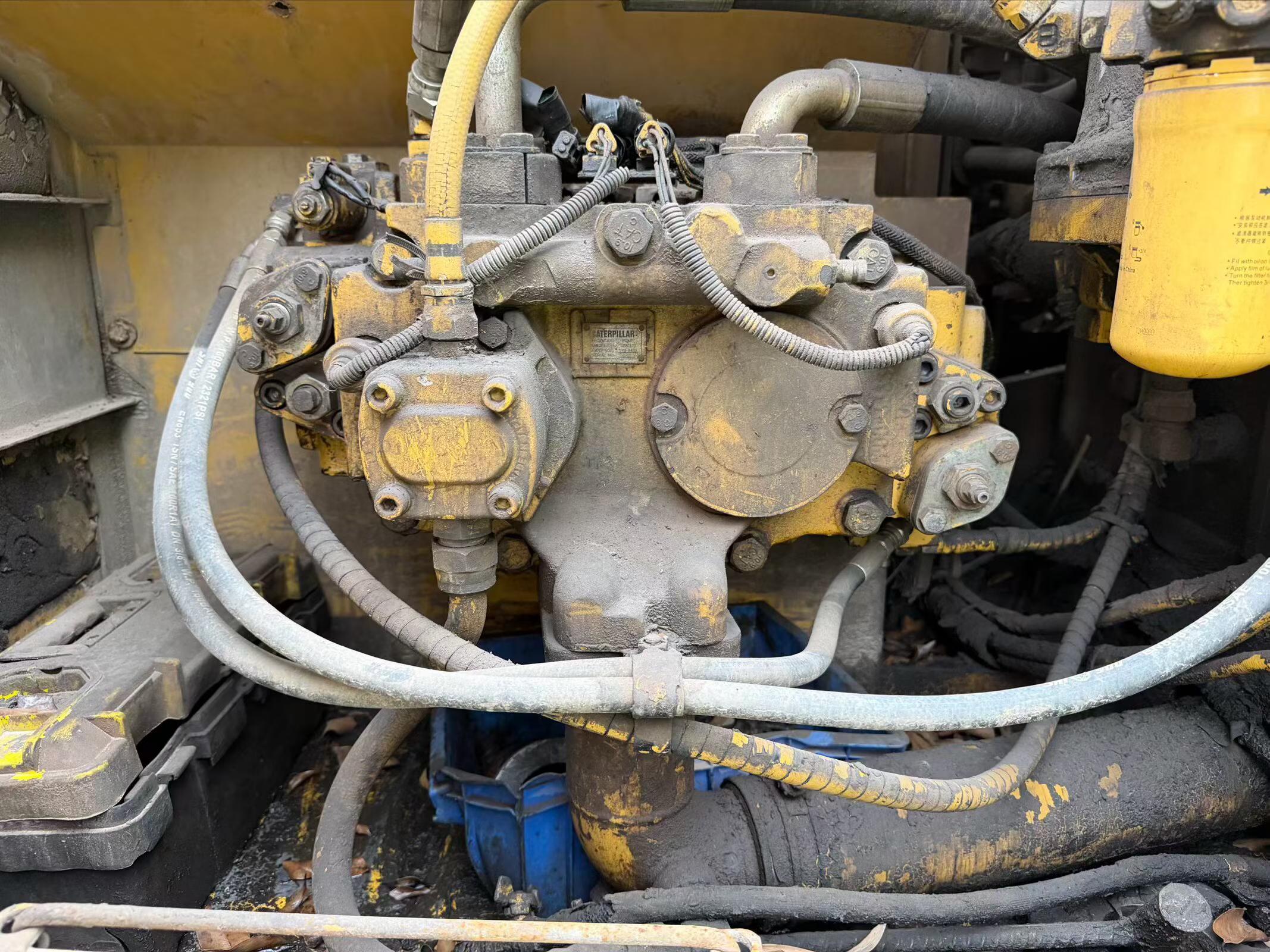 Buy Caterpillar 320C Used Excavator / 2