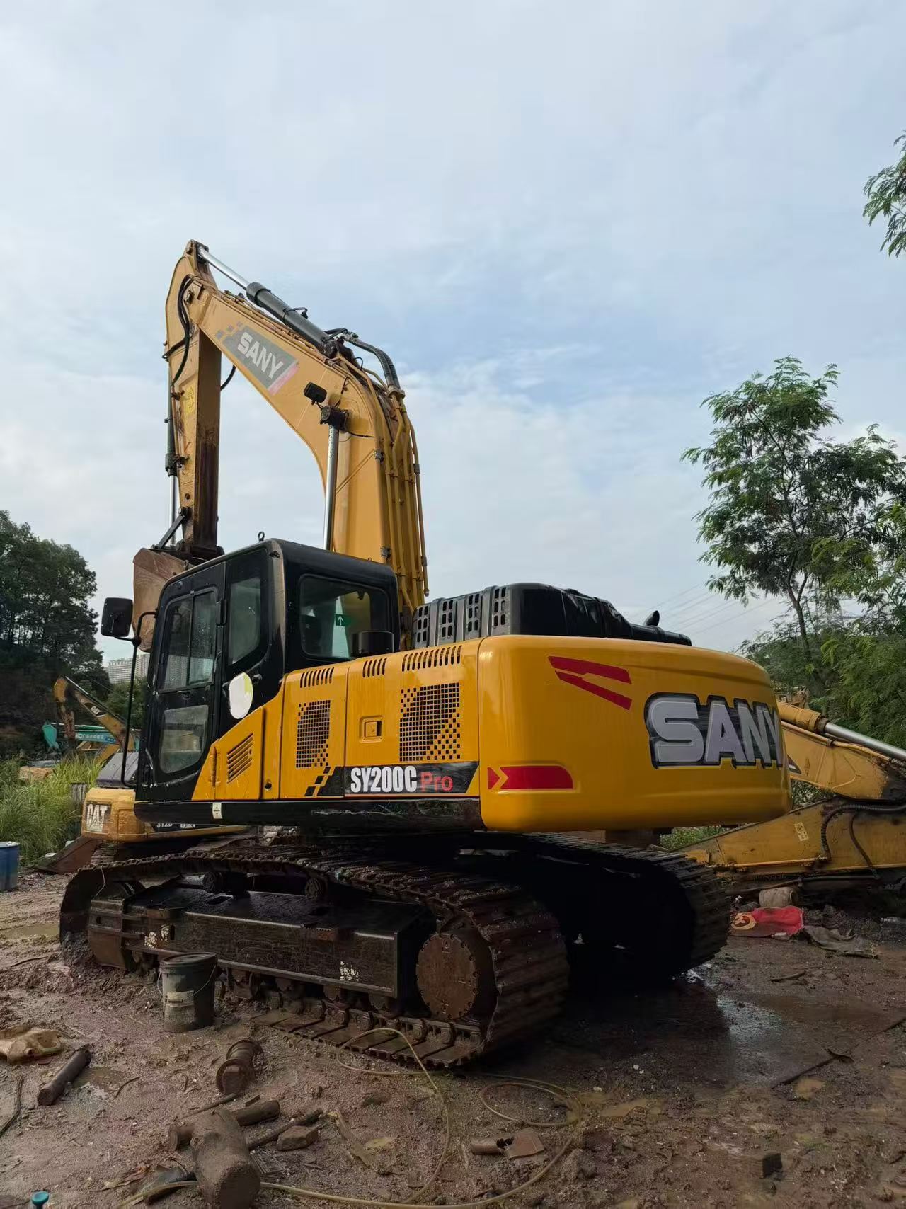 Buy Sany SY200C Used Excavator / 9