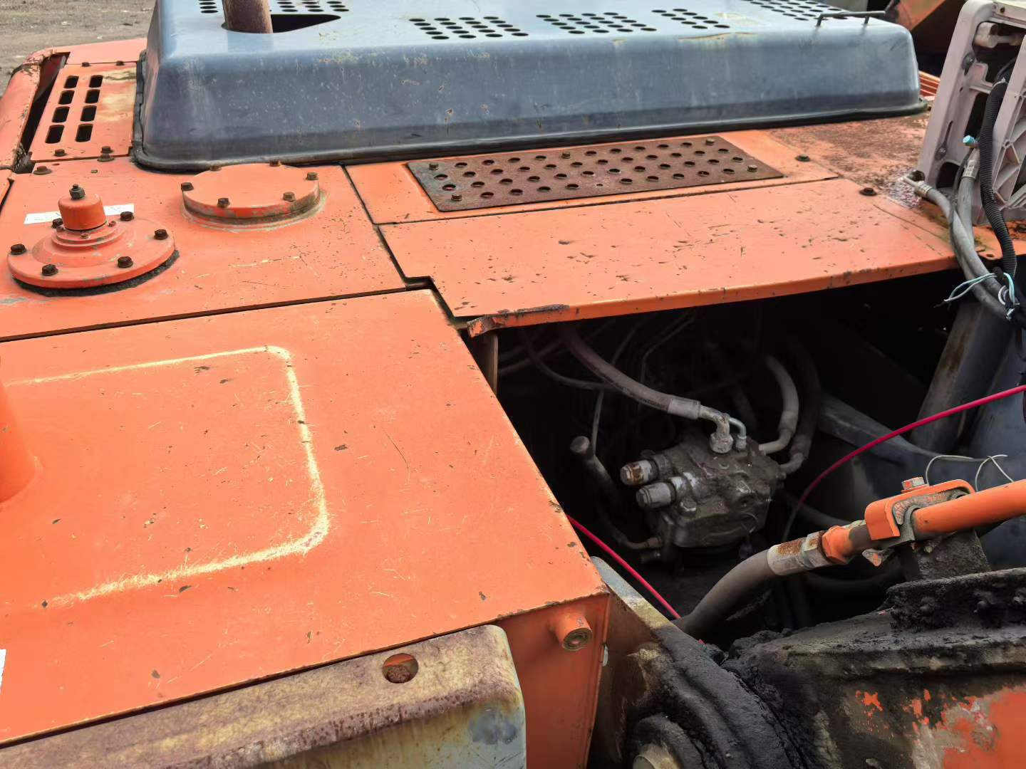 Buy Hitachi ZX260-3G Used Excavator / 2