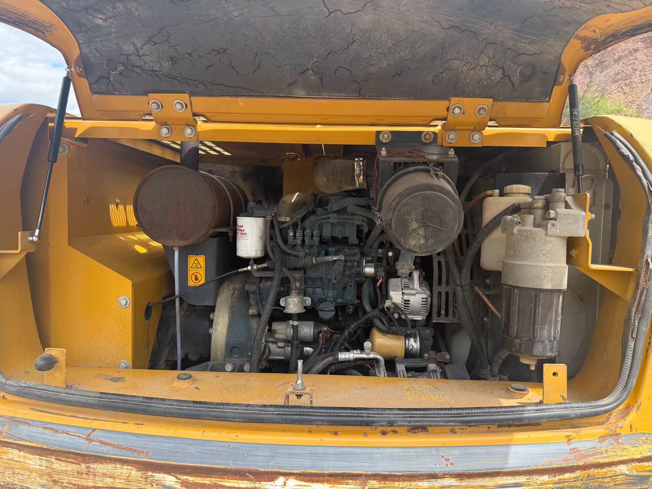 Buy XCMG XE75C Used Excavator / 5