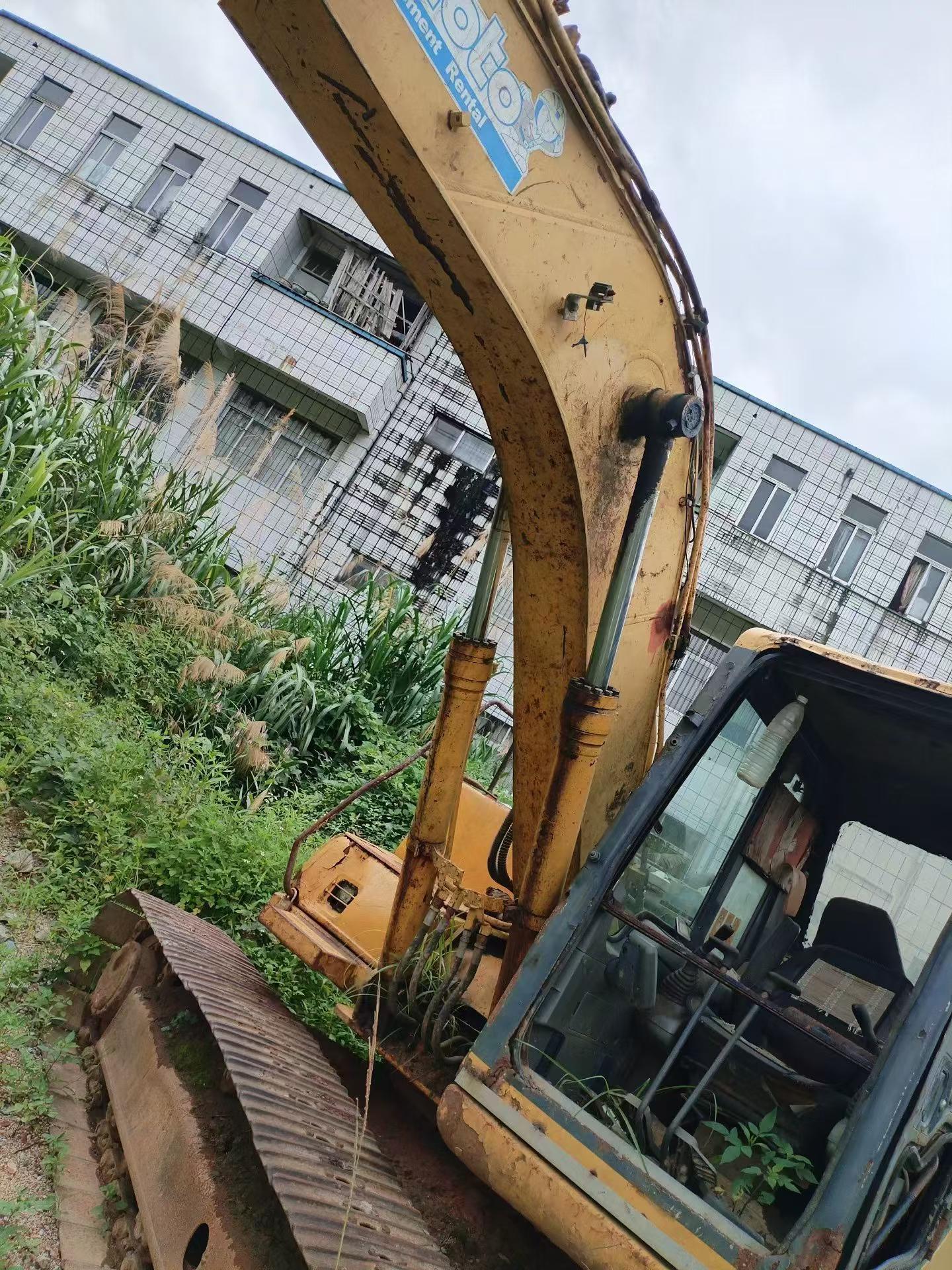 Buy Komatsu PC120-6E0 Used Excavator / 4