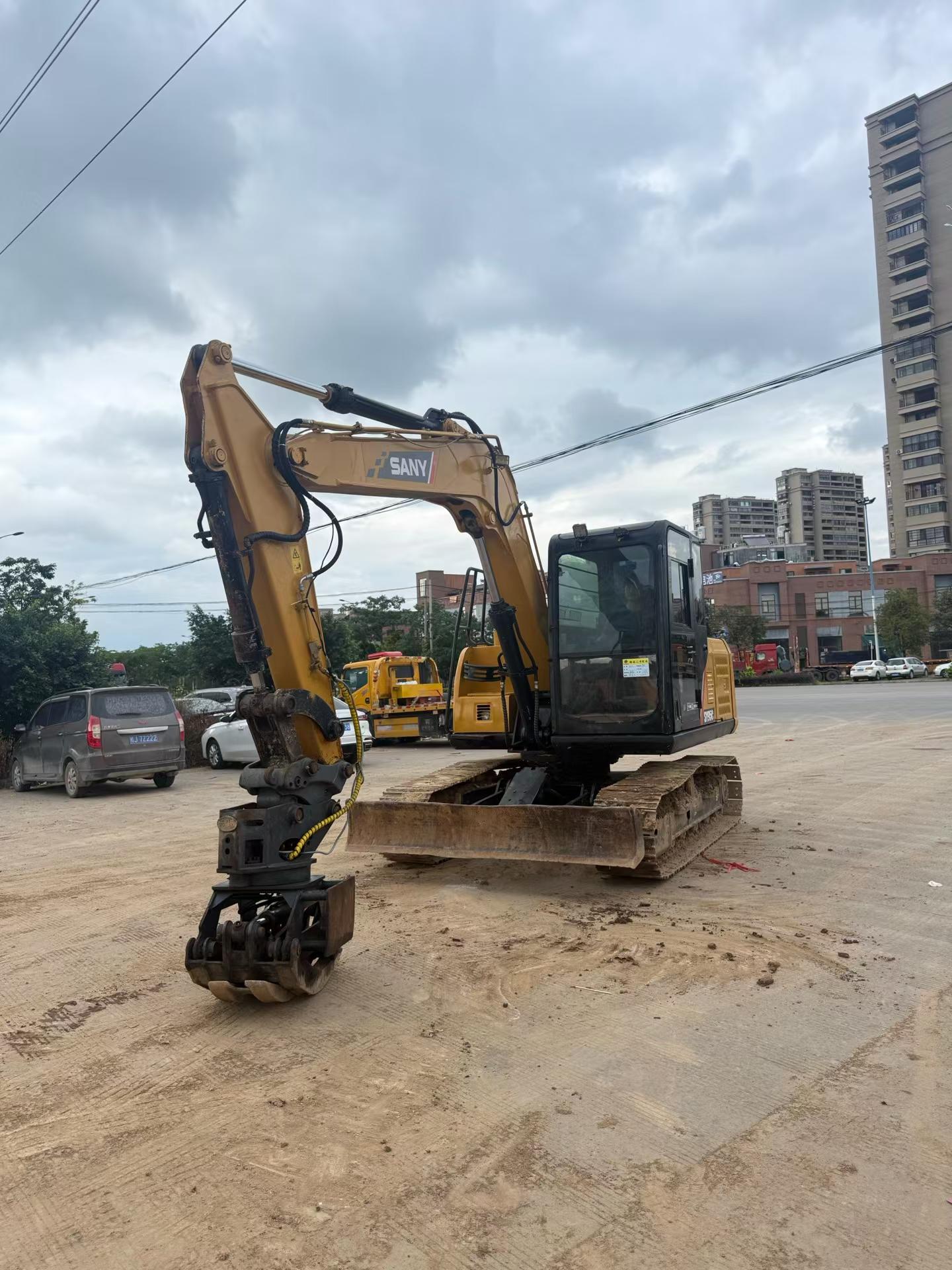 Buy Sany SY95C Used Excavator / 2