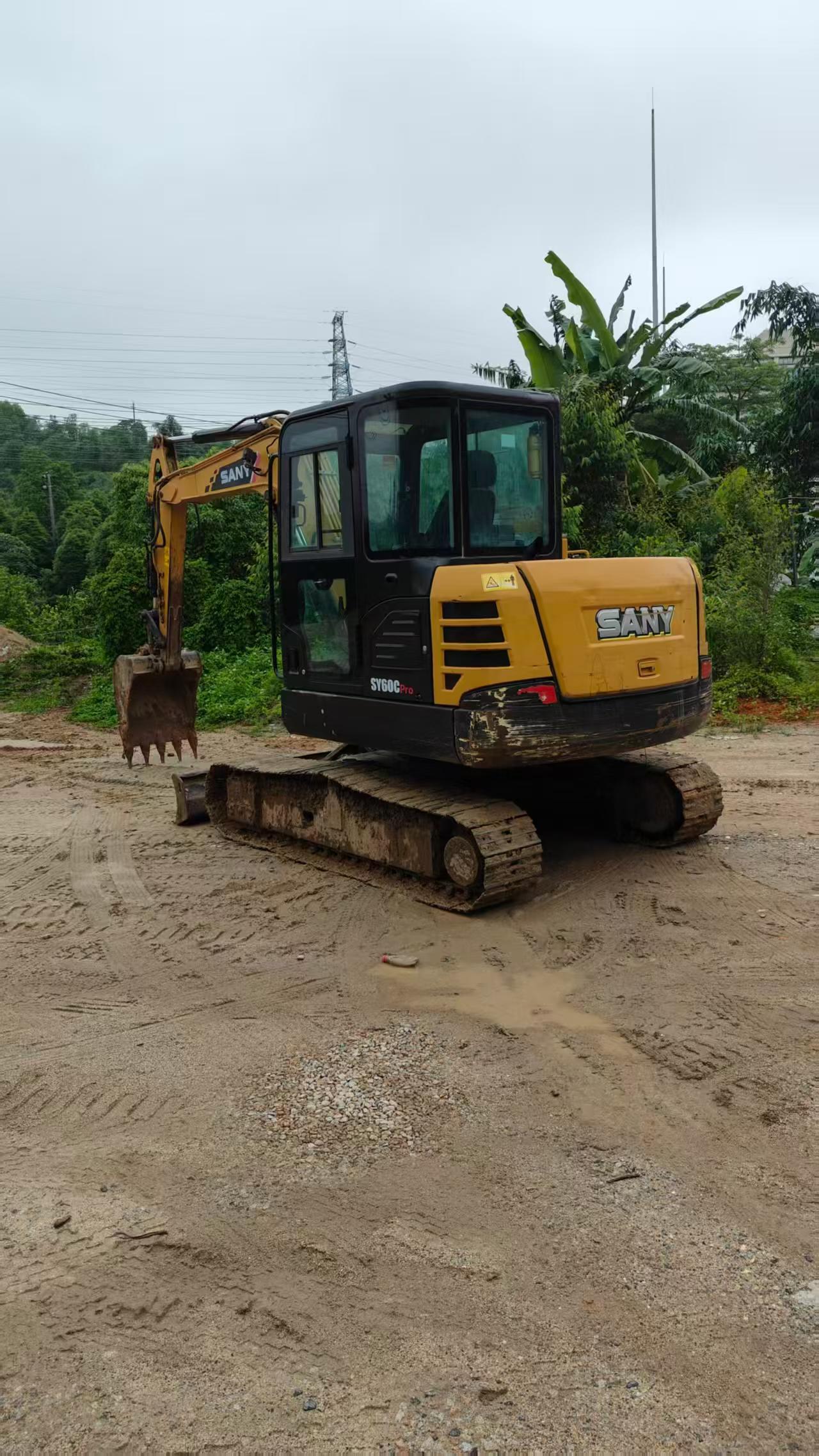 Buy Sany SY60 Used Excavator / 4