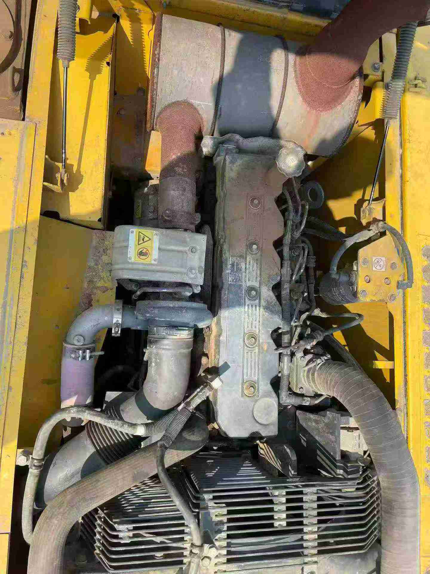Buy Komatsu PC200 Used Excavator / 9