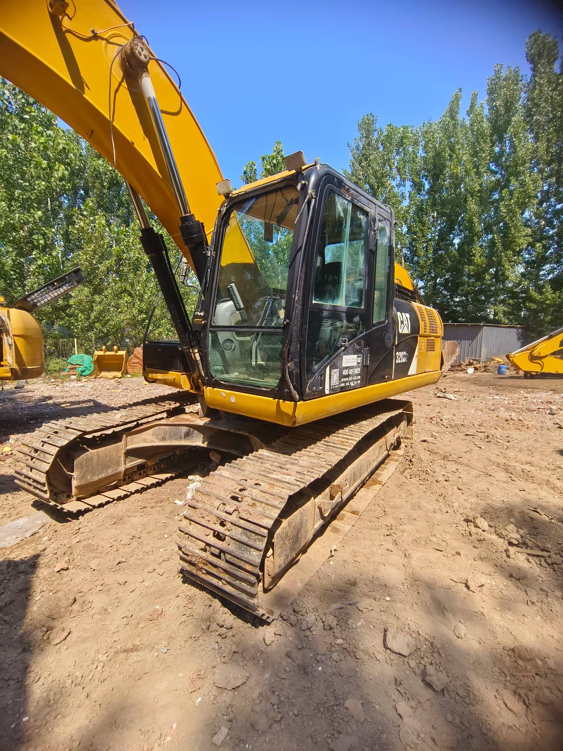 Buy Caterpillar 320D Used Excavator / 5