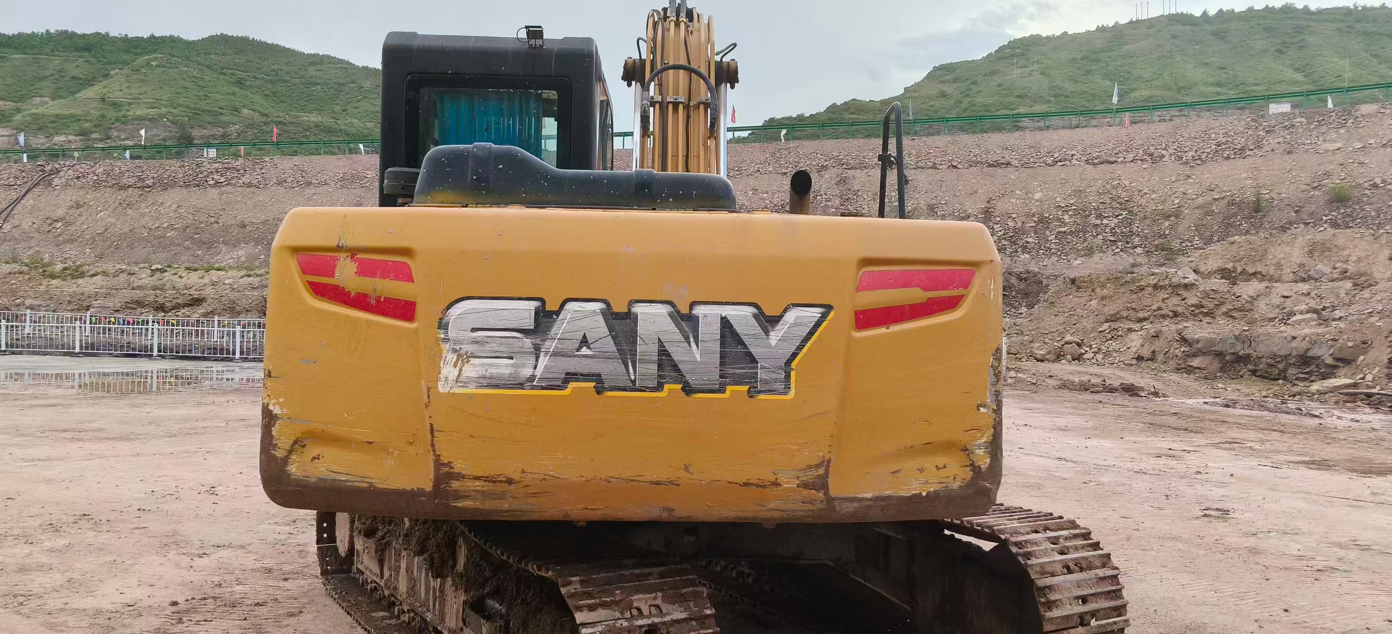 Buy Sany SY155C Used Excavator / 2