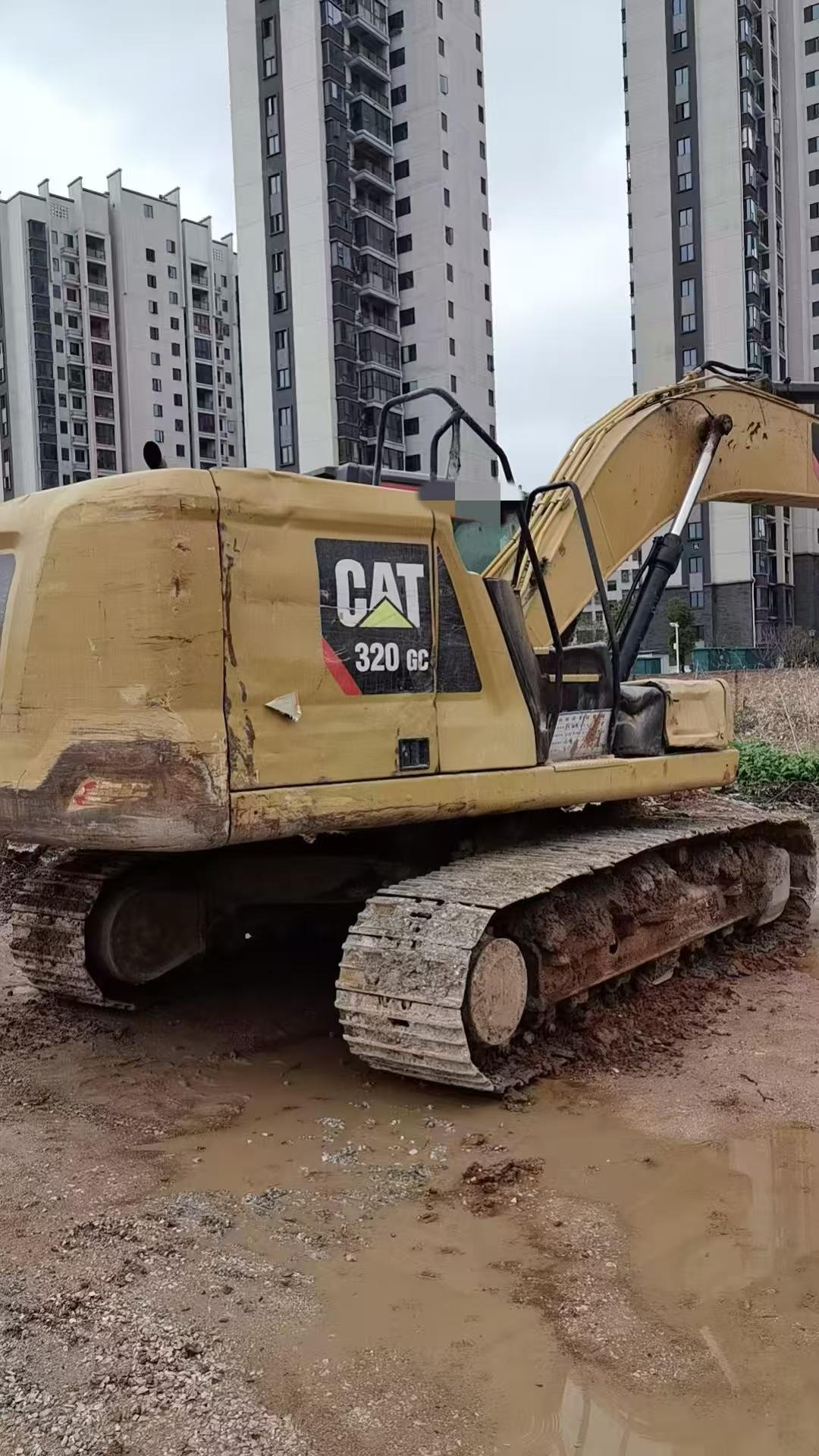Buy Caterpillar 320A Used Excavator / 9