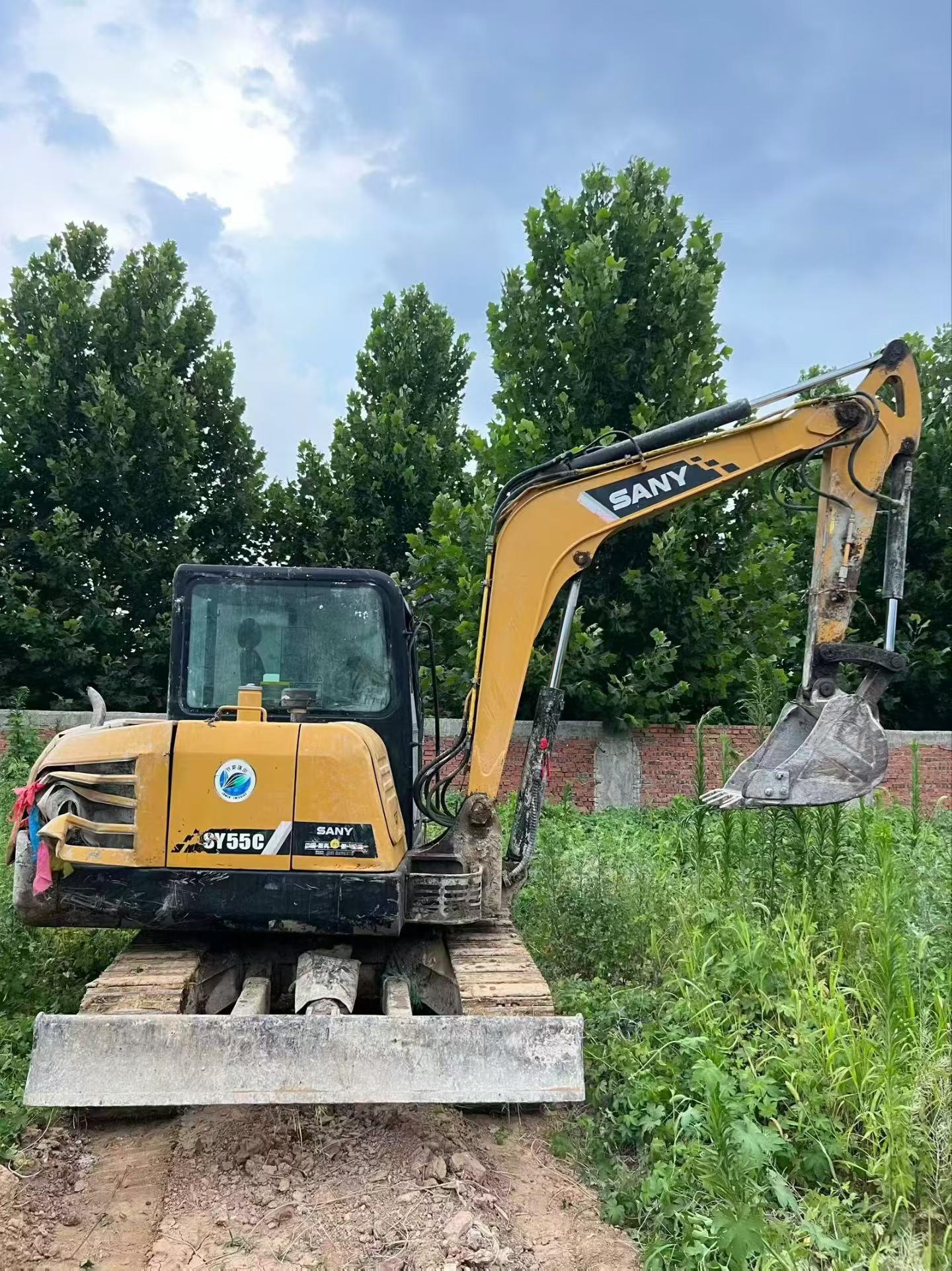 Buy Sany SY55 Used Excavator / 3