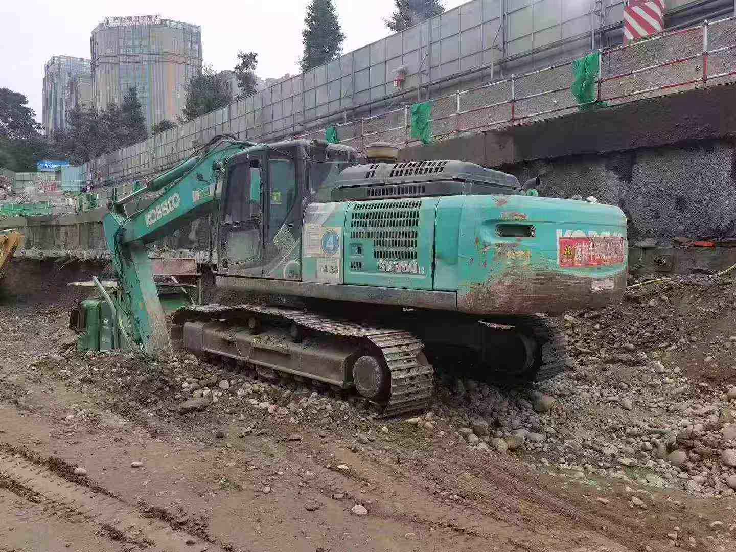 Buy Kobelco SK350-8 Used Excavator / 3