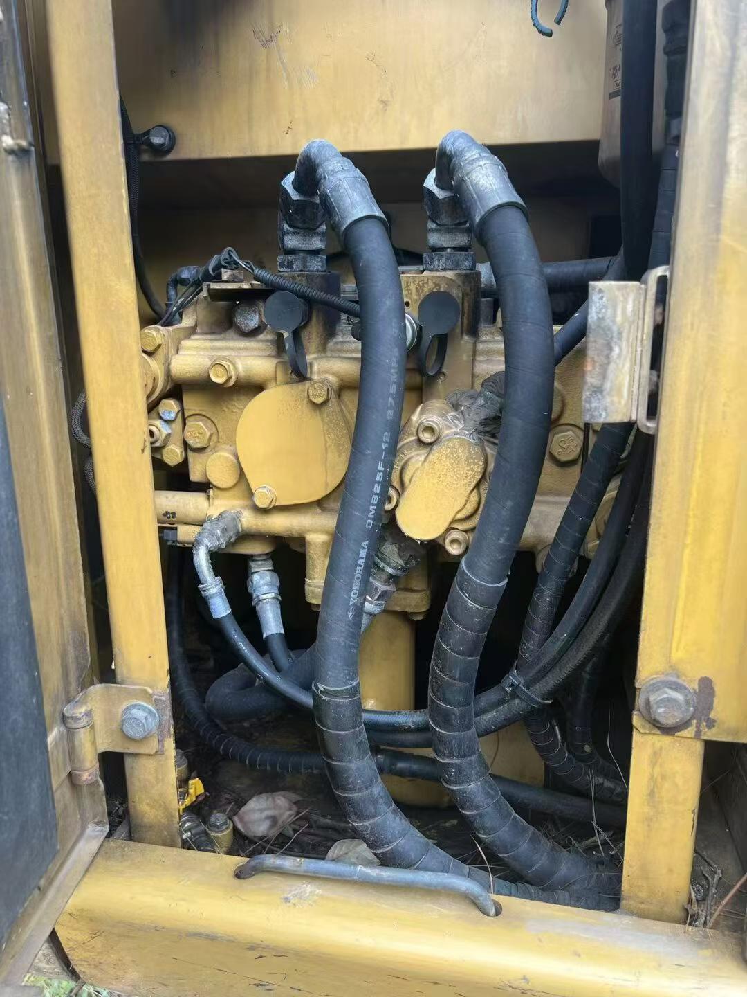 Buy Caterpillar 311CU Used Excavator / 8