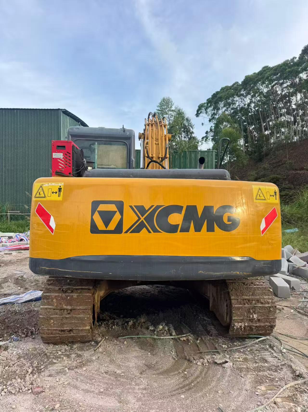Buy XCMG XE135B Used Excavator / 8