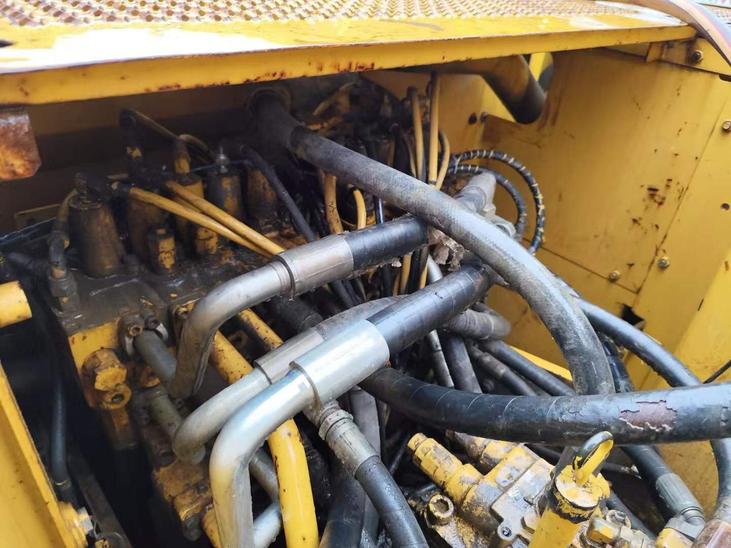 Buy Caterpillar 320C Used Excavator / 5
