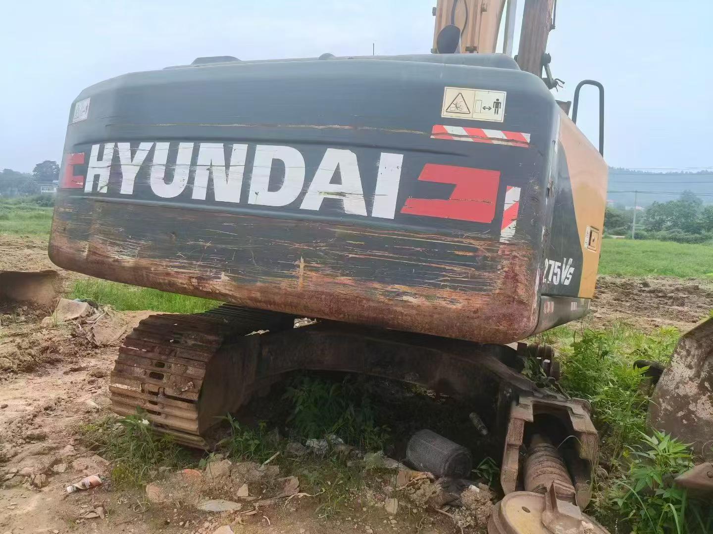 Buy Hyundai R215VS Used Excavator / 4