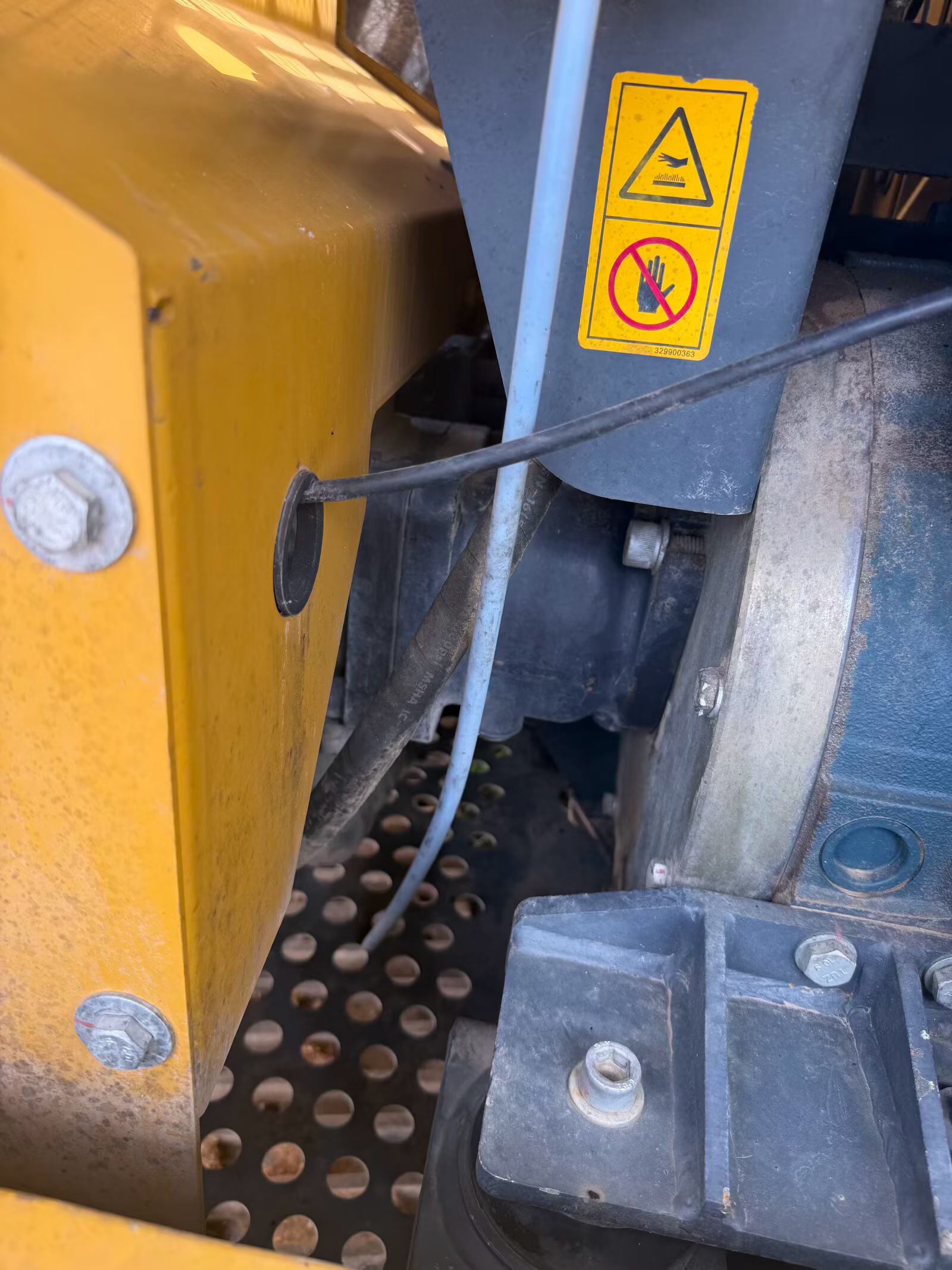 Buy XCMG XE75C Used Excavator / 7