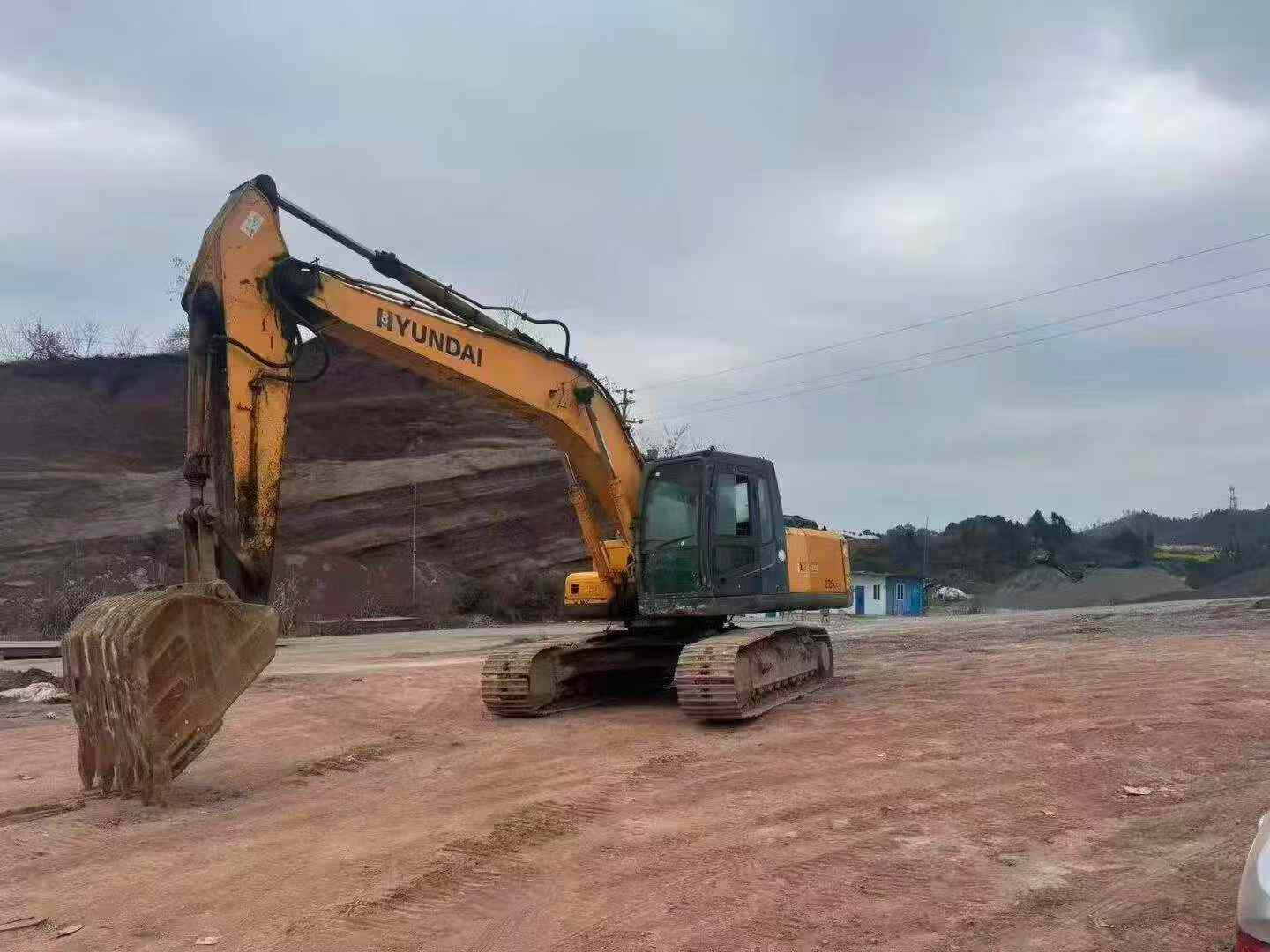 Buy Hyundai R225-7 Used Excavator / 8