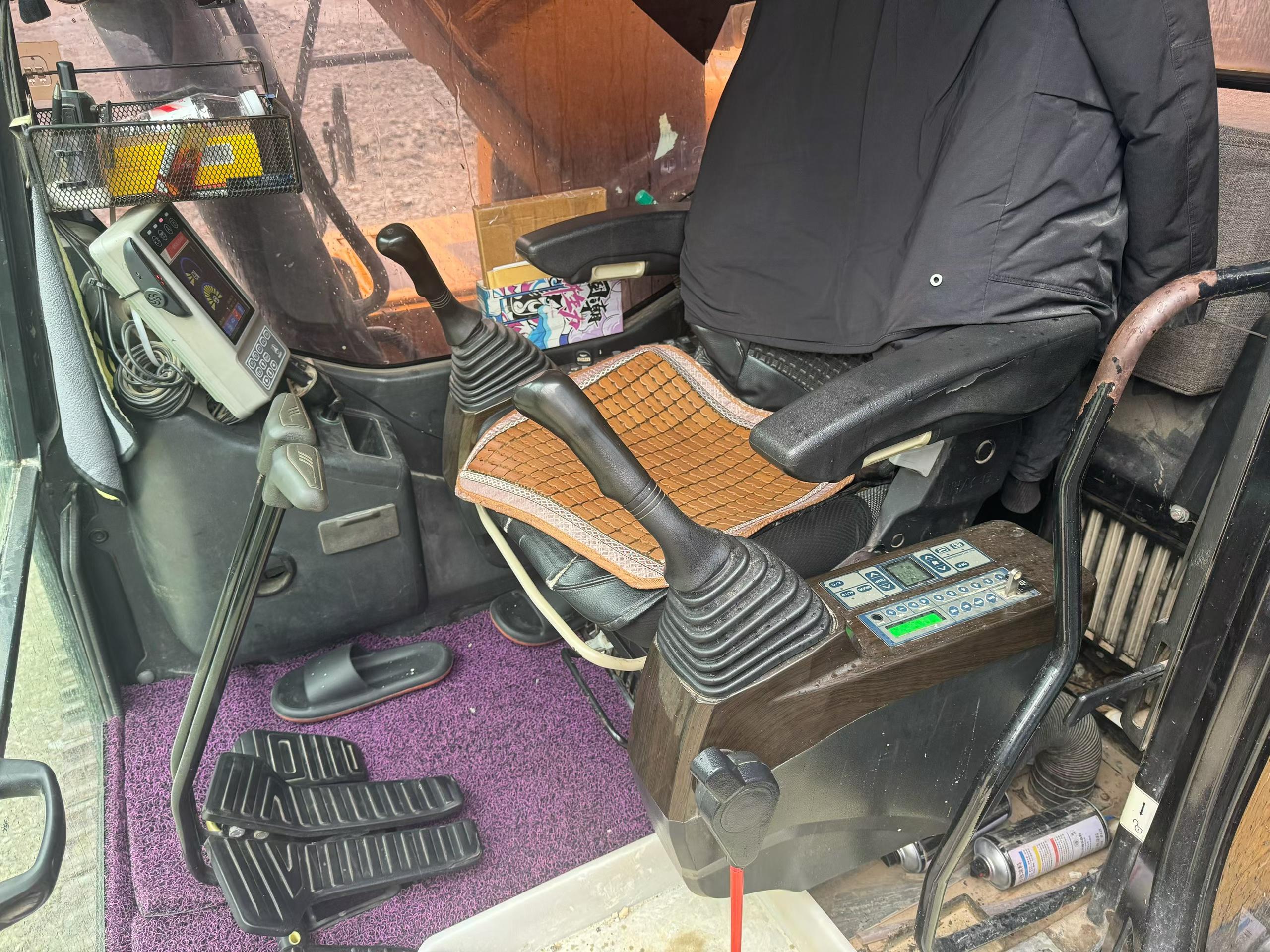 Buy Sany SY205C Used Excavator / 6