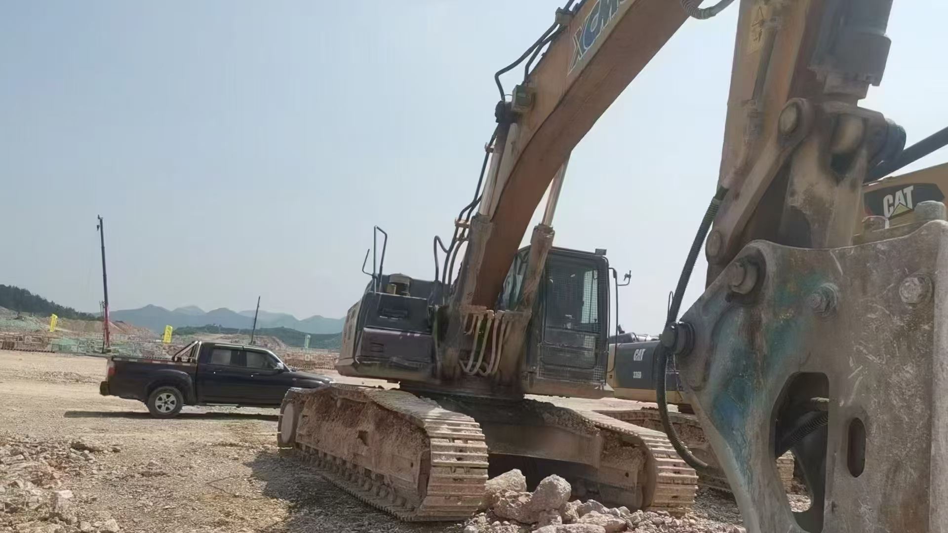 Buy XCMG XE470 Used Excavator / 6