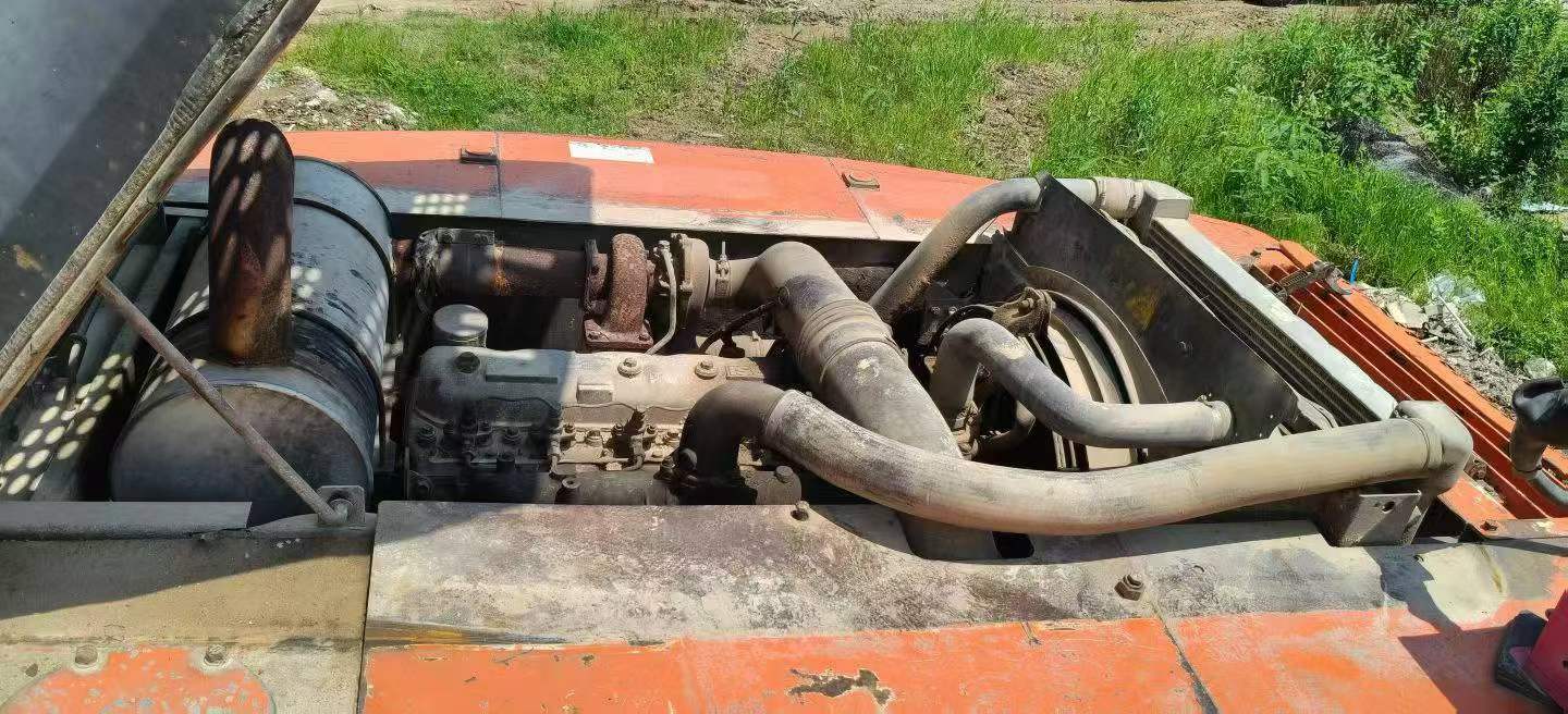 Buy Hitachi EX200 Used Excavator / 3