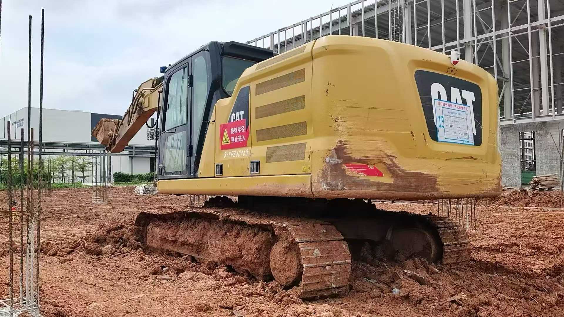 Buy Caterpillar 320GC Used Excavator / 2