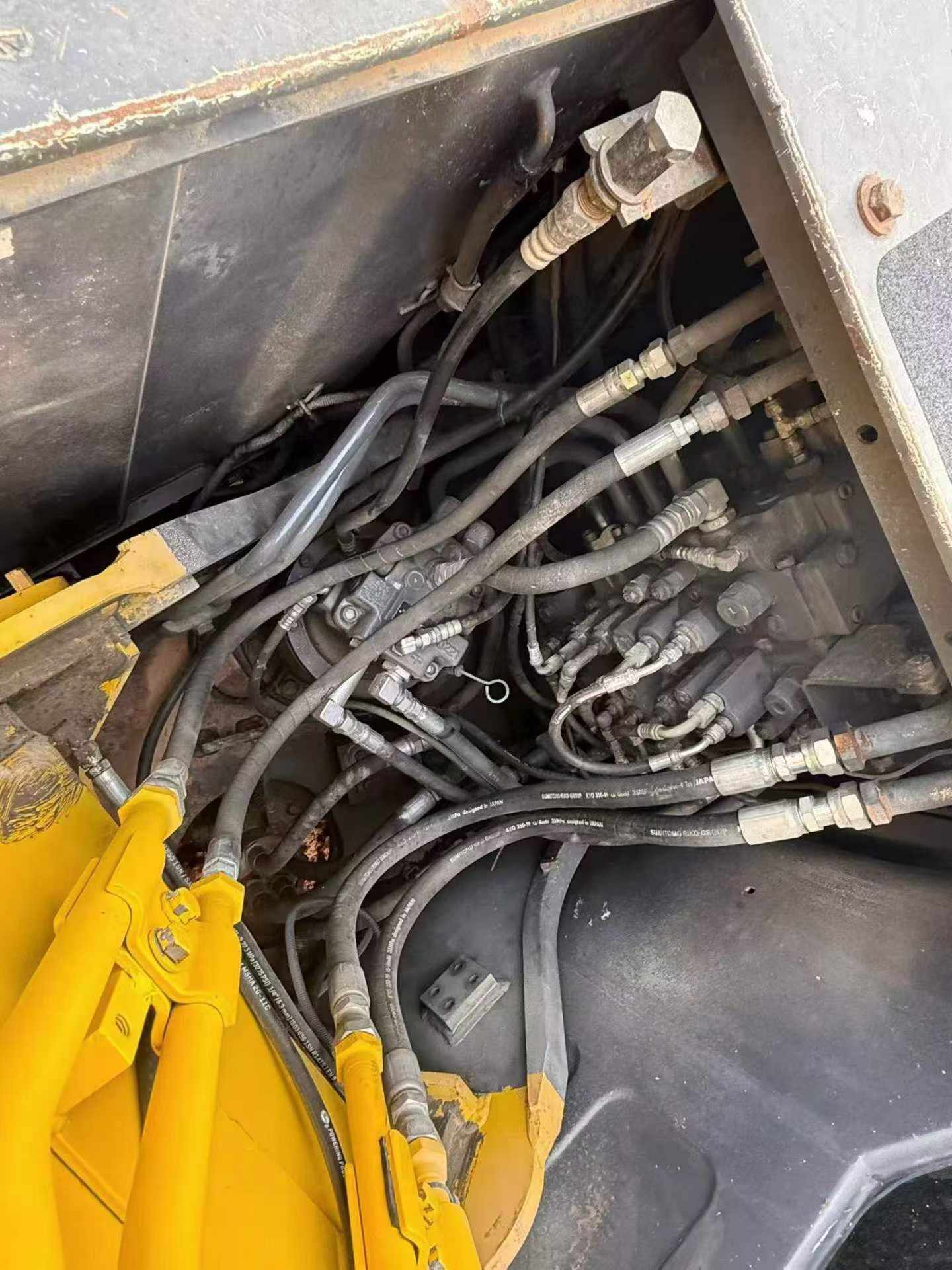Buy Sumitomo SH120 Used Excavator / 8