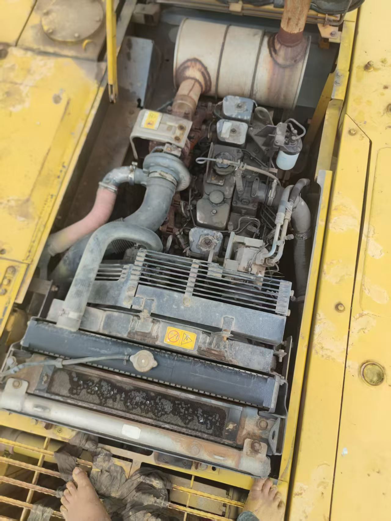 Buy Komatsu PC200-7 Used Excavator / 3