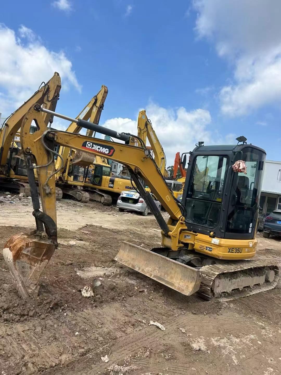 Buy XCMG XE35U Used Excavator / 4