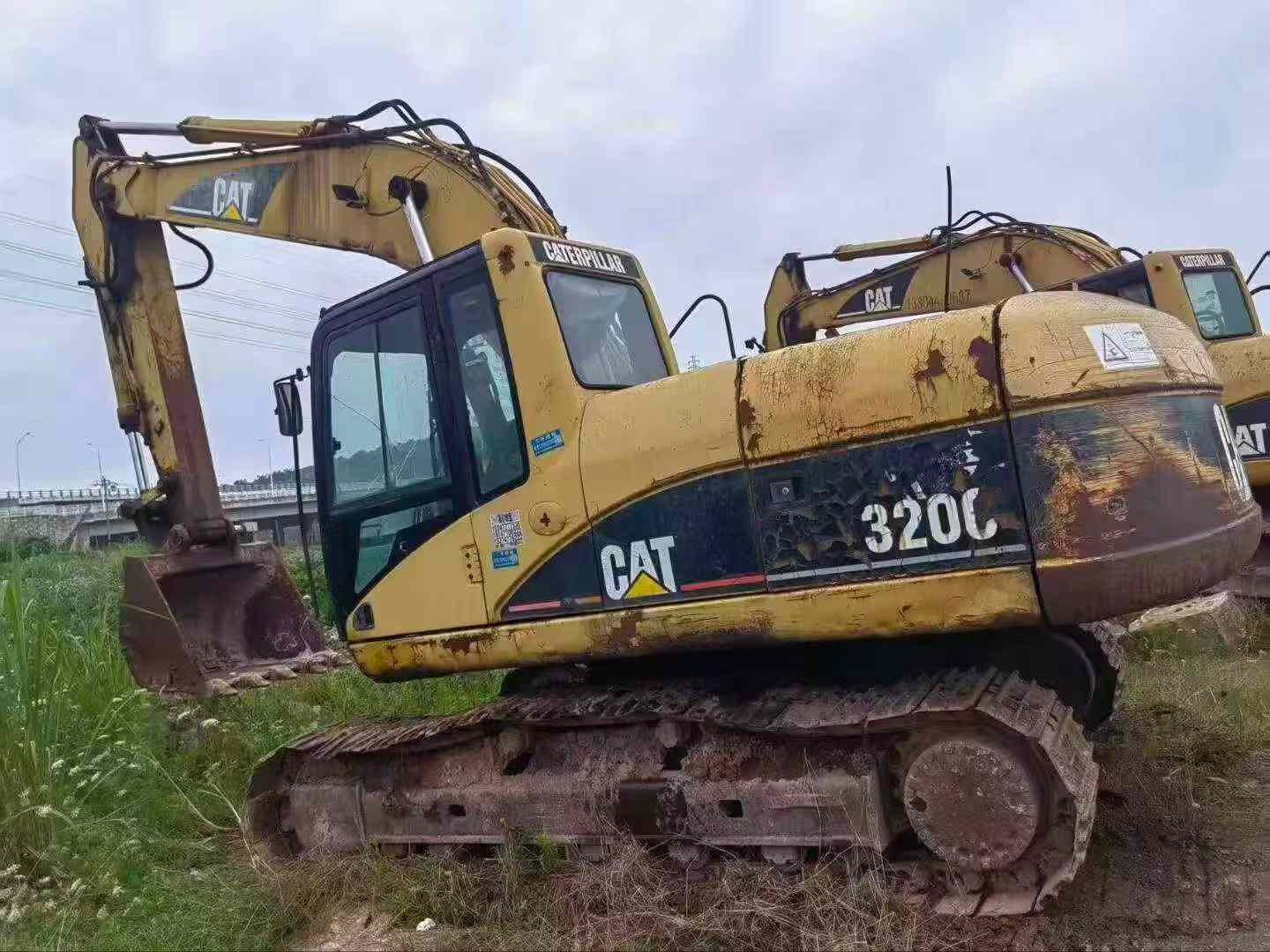 Buy Caterpillar 320C Used Excavator / 5
