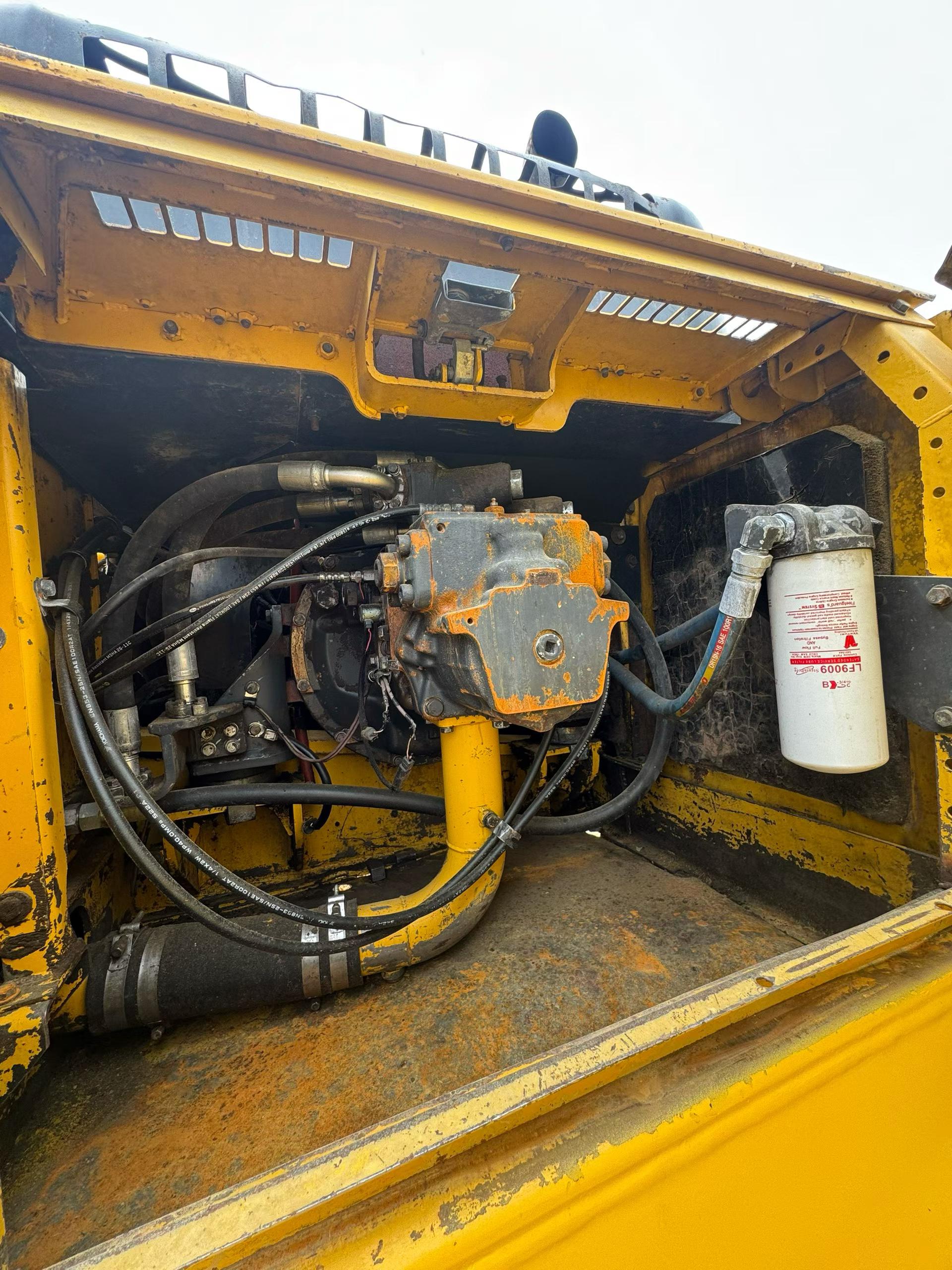 Buy Komatsu PC360-7 Used Excavator / 2