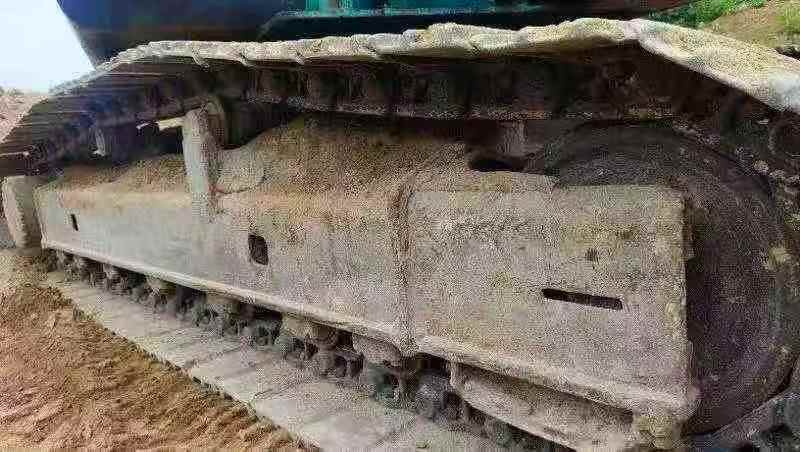 Buy Kobelco SK200-2 Used Excavator / 4