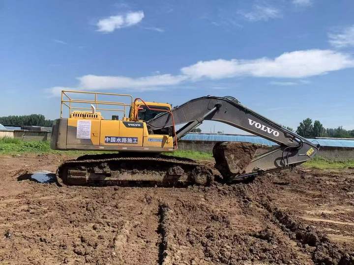 Buy Volvo EC290 Used Excavator / 3
