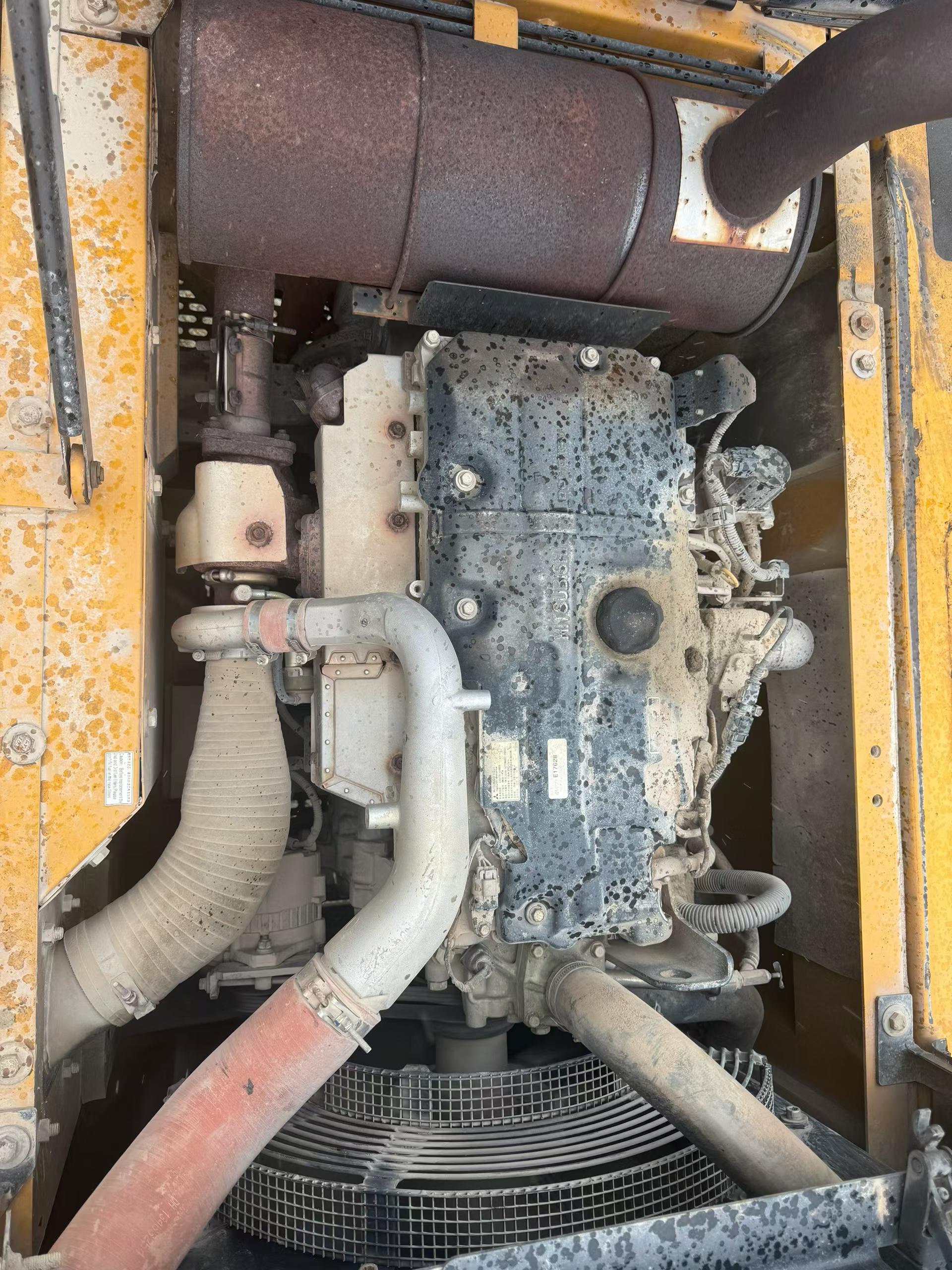 Buy Sany SY205C Used Excavator / 4