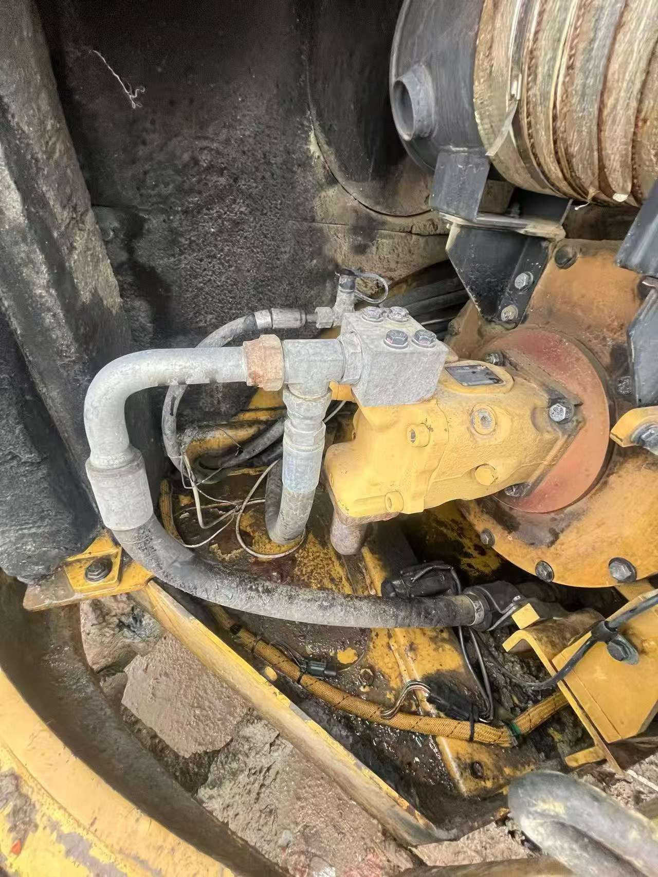 Buy Caterpillar 307B Used Excavator / 3