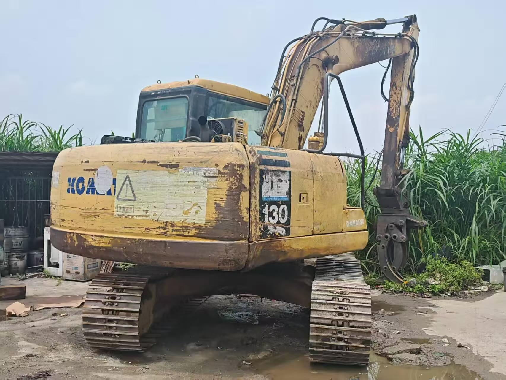 Buy Komatsu PC130-7 Used Excavator / 2