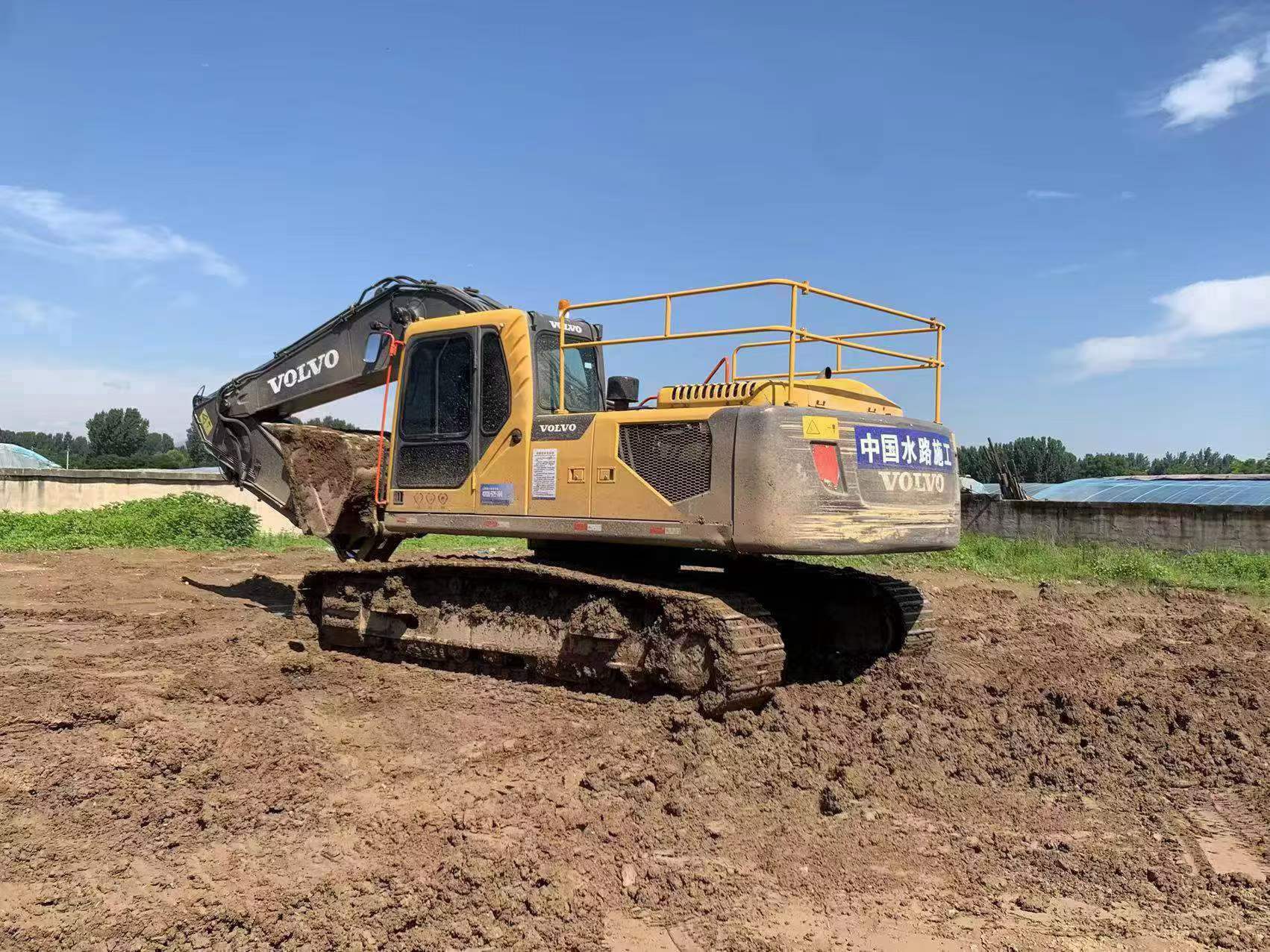 Buy Volvo EC290 Used Excavator / 2