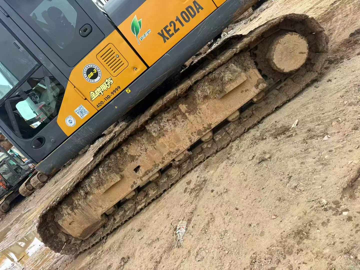 Buy XCMG XE210 Used Excavator / 5
