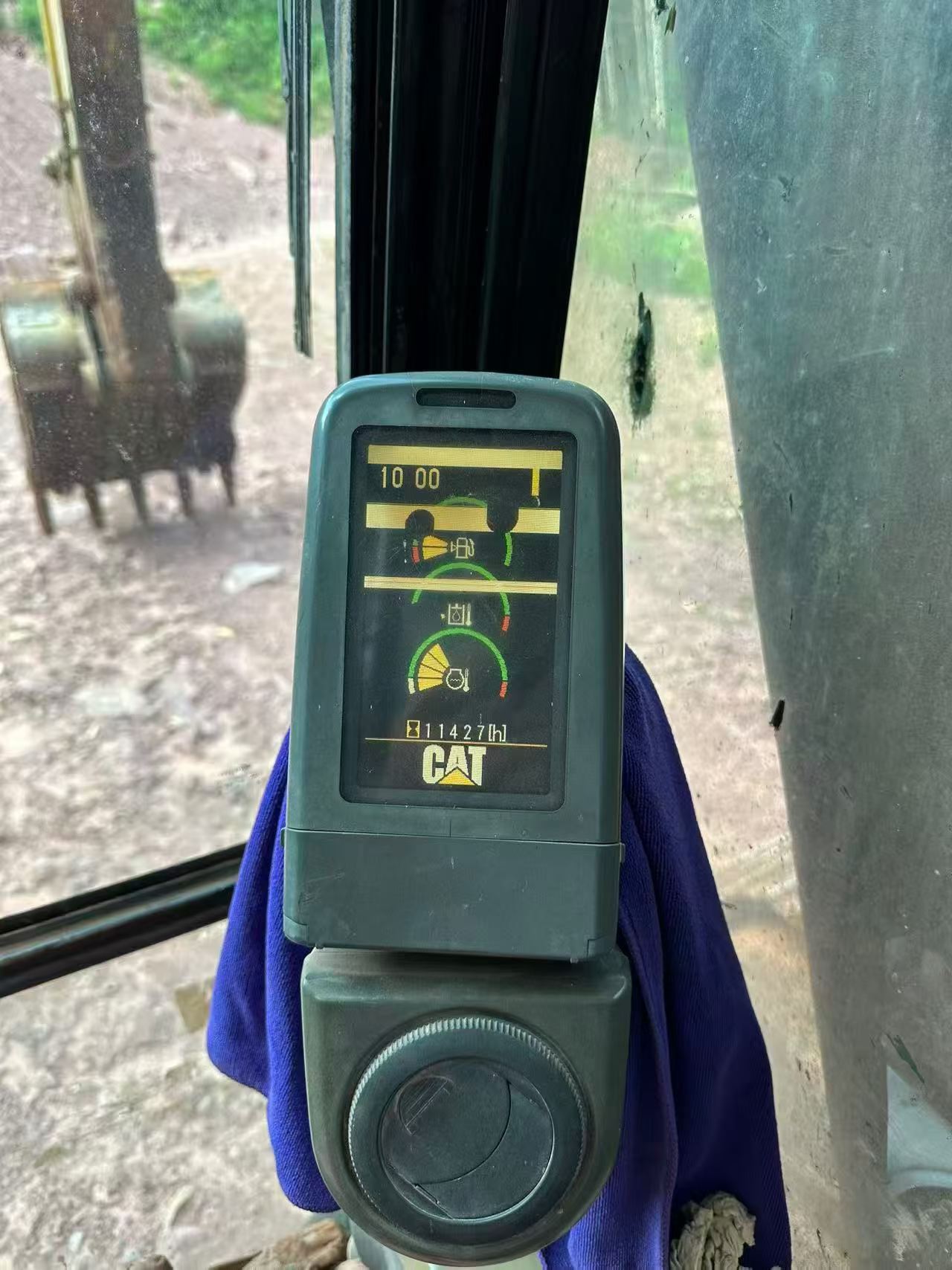 Buy Caterpillar 320D Used Excavator / 4