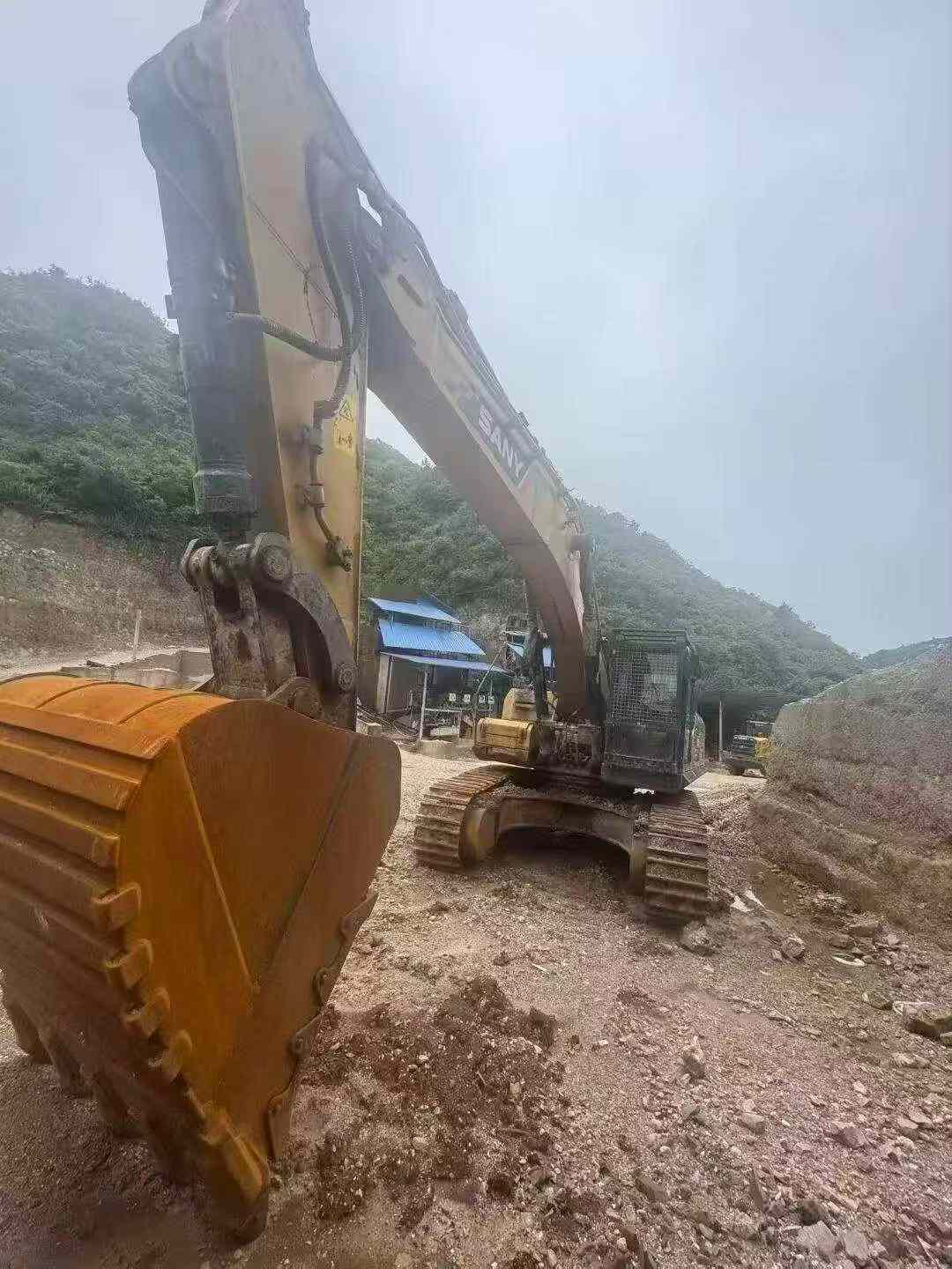 Buy Sany SY485C Used Excavator / 3